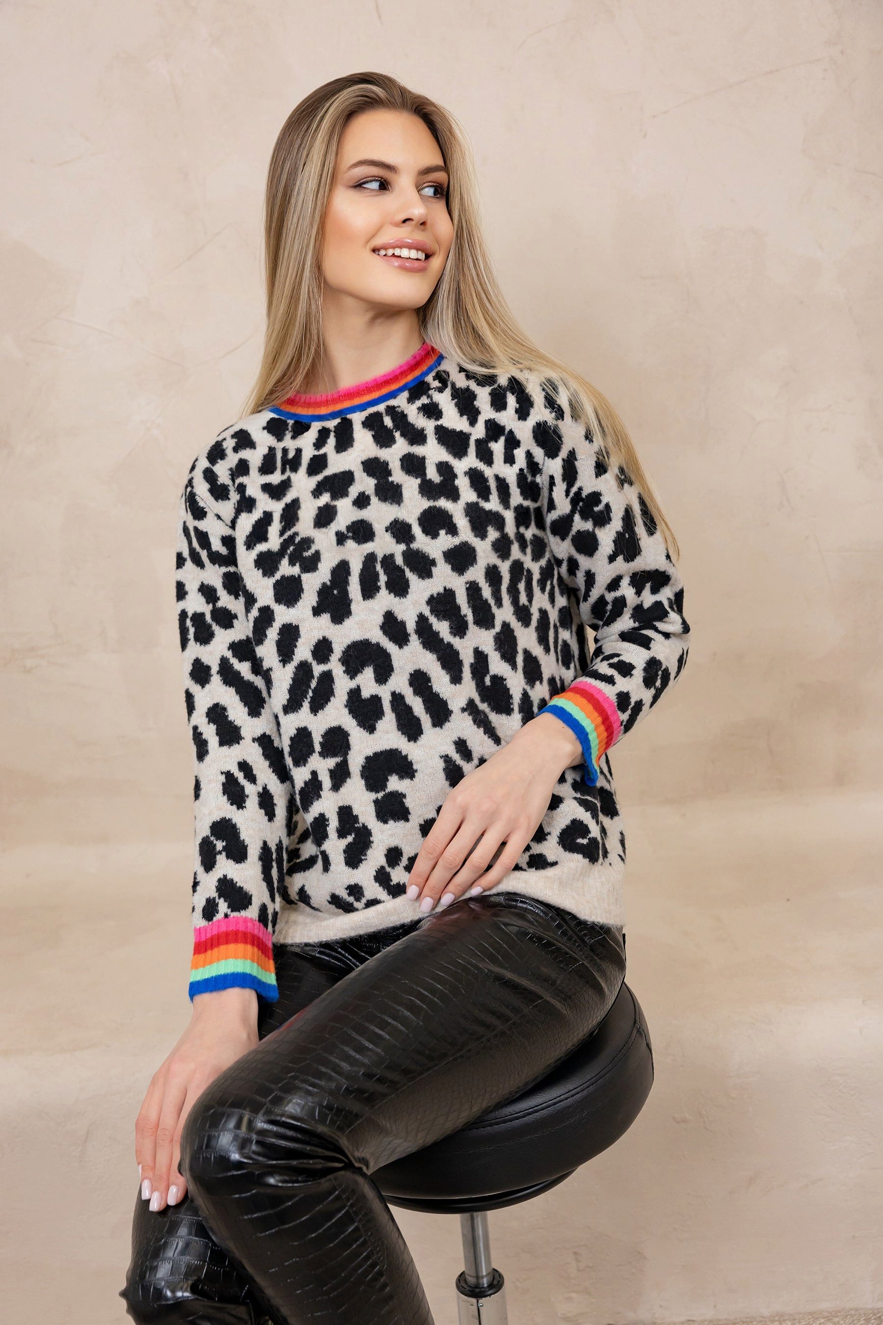 Zaubermond Strickpullover Zaubermond Strickpullover Leo-Muster mit Regenbog günstig online kaufen