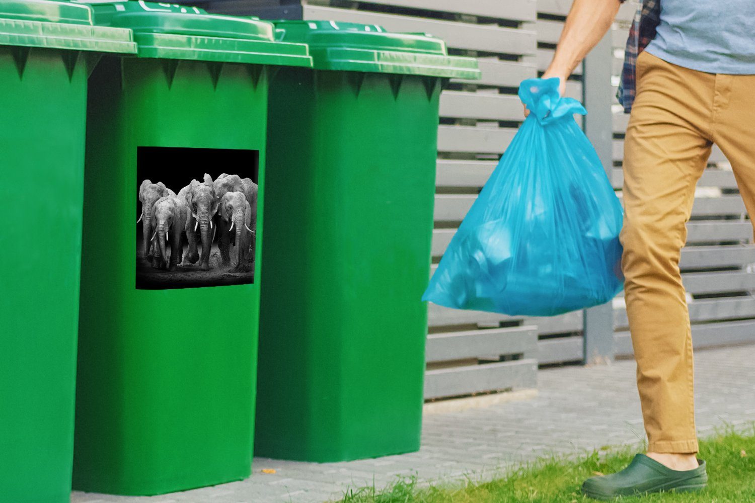St), Tiere Container, Mülltonne, - Abfalbehälter Sticker, Mülleimer-aufkleber, Wandsticker MuchoWow - Weiß (1 Schwarz Elefant -