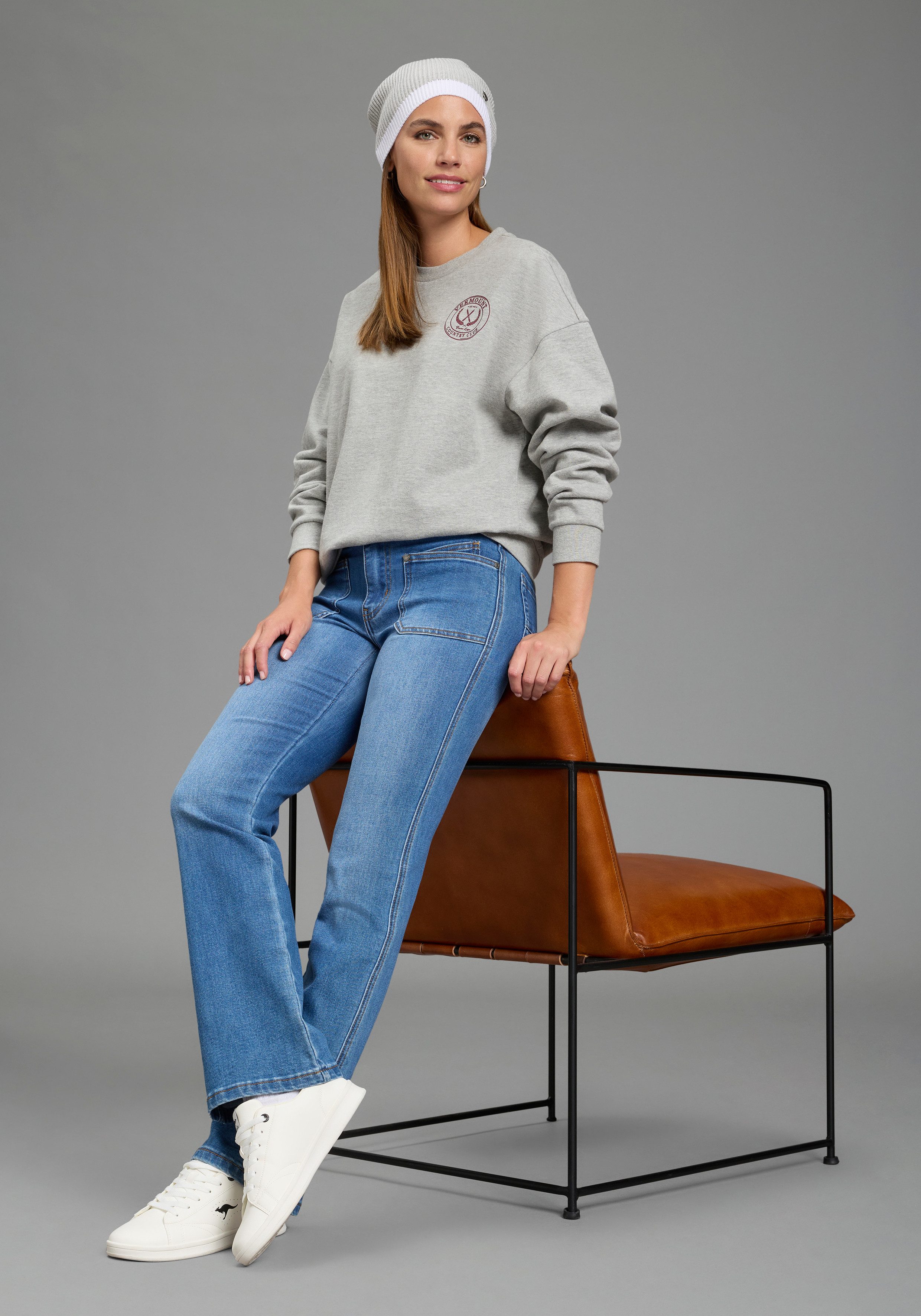 Zum Outfit 10