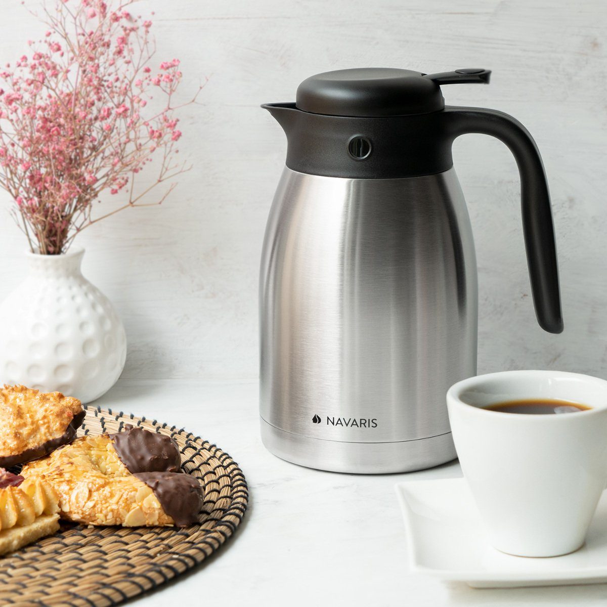 Navaris Wasserspender Isolierkanne Edelstahl 1,5l - günstig online kaufen