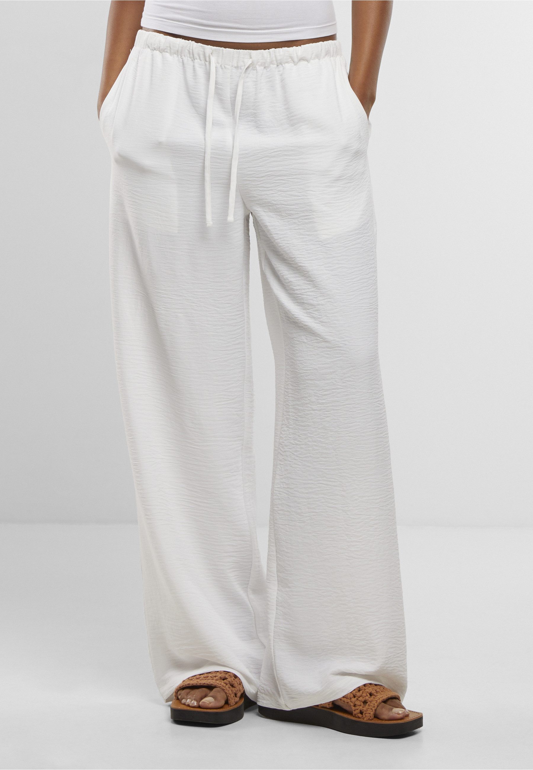 URBAN CLASSICS Stoffhose Urban Classics Ladies Structured Wideleg Pants (1-tlg)