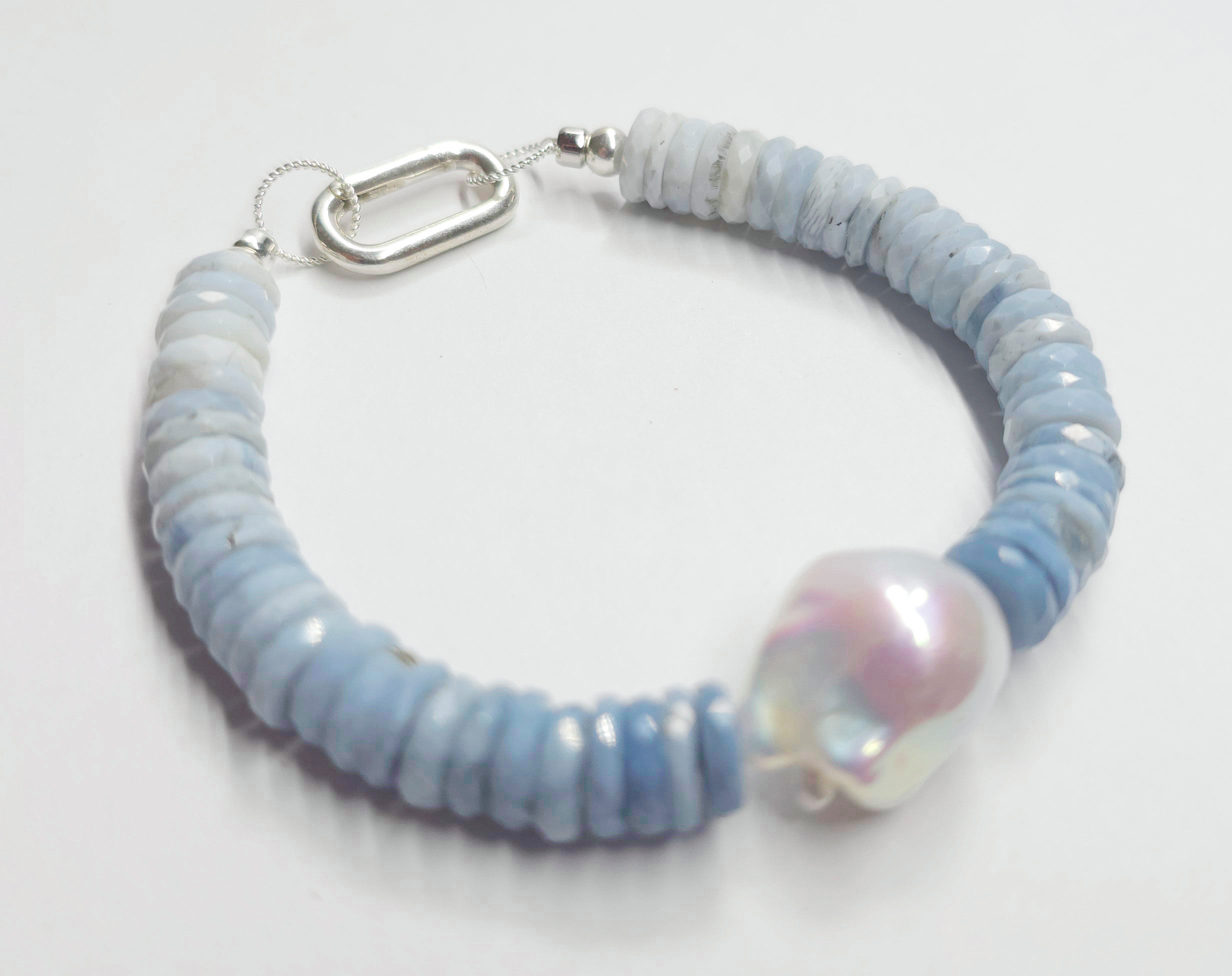 GOLDEN Perlenarmband Opal Armband Damen 925 Silber mit Barockperle Handgemacht Blau