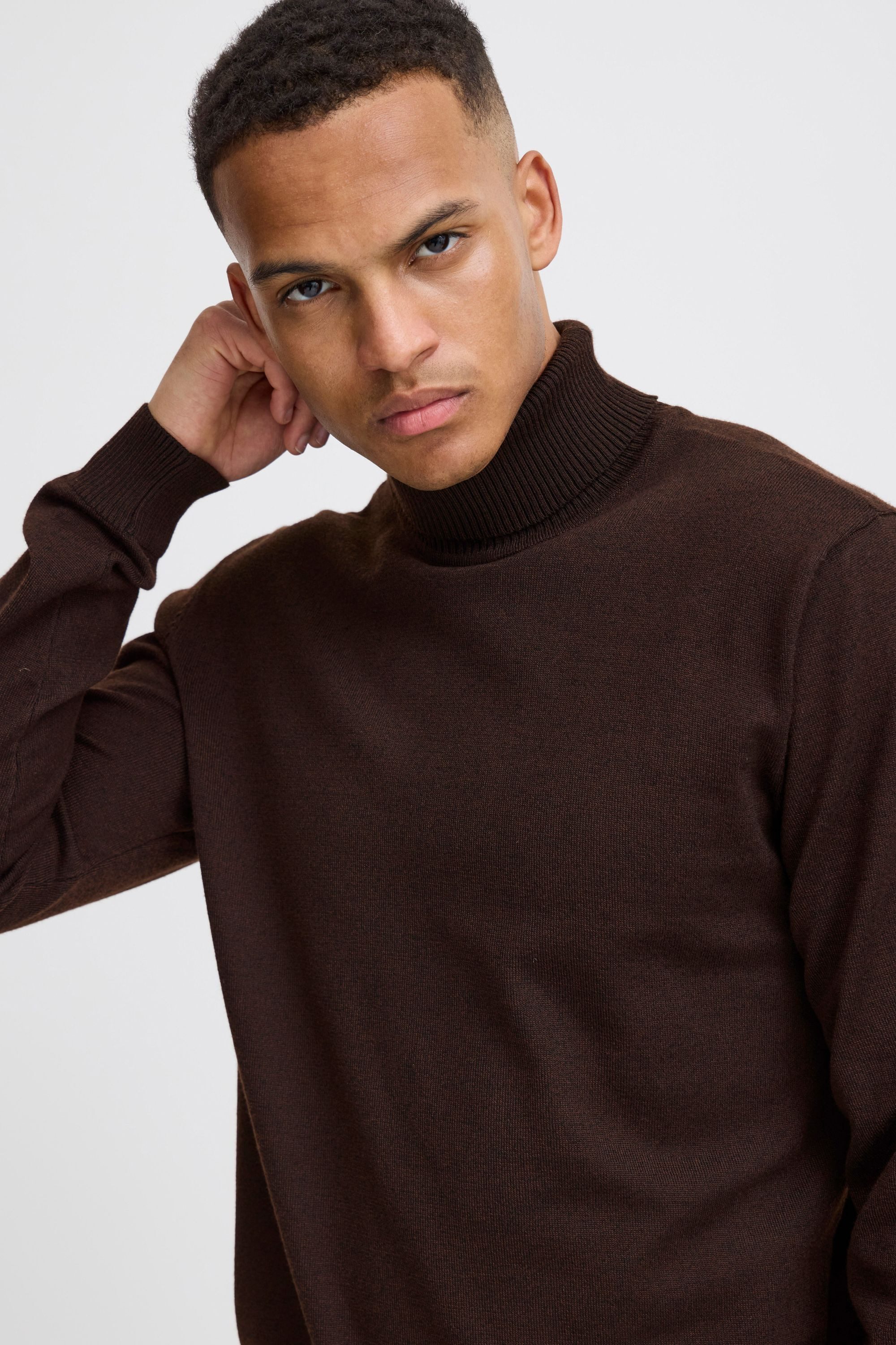 Blend Strickpullover BHBruton V-neck Stilvoller Strickpullover mit Rollkragen