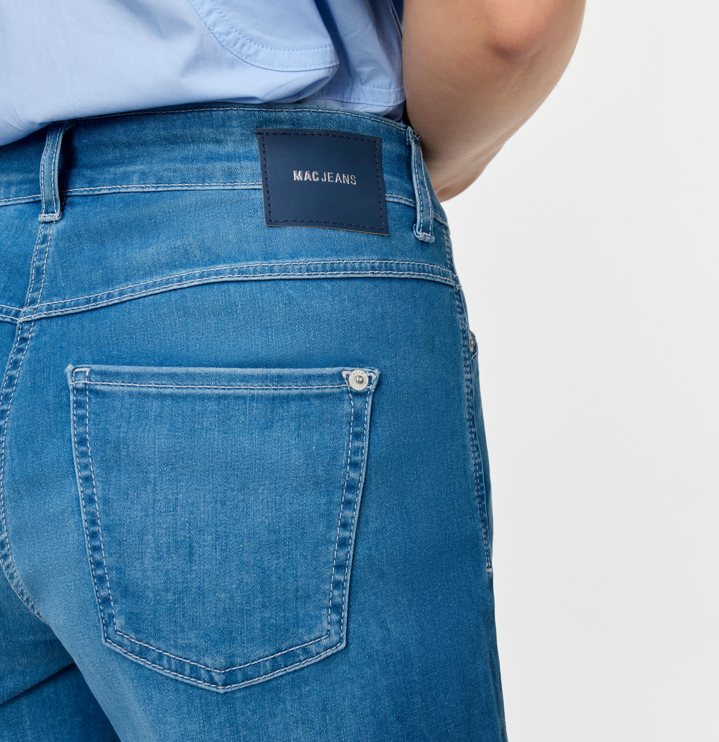 MAC Stretch-Jeans MAC DREAM WIDE summer mid blue wash 5485-90-0351 D490 - WONDERLIGHT – Bild 3 von 5