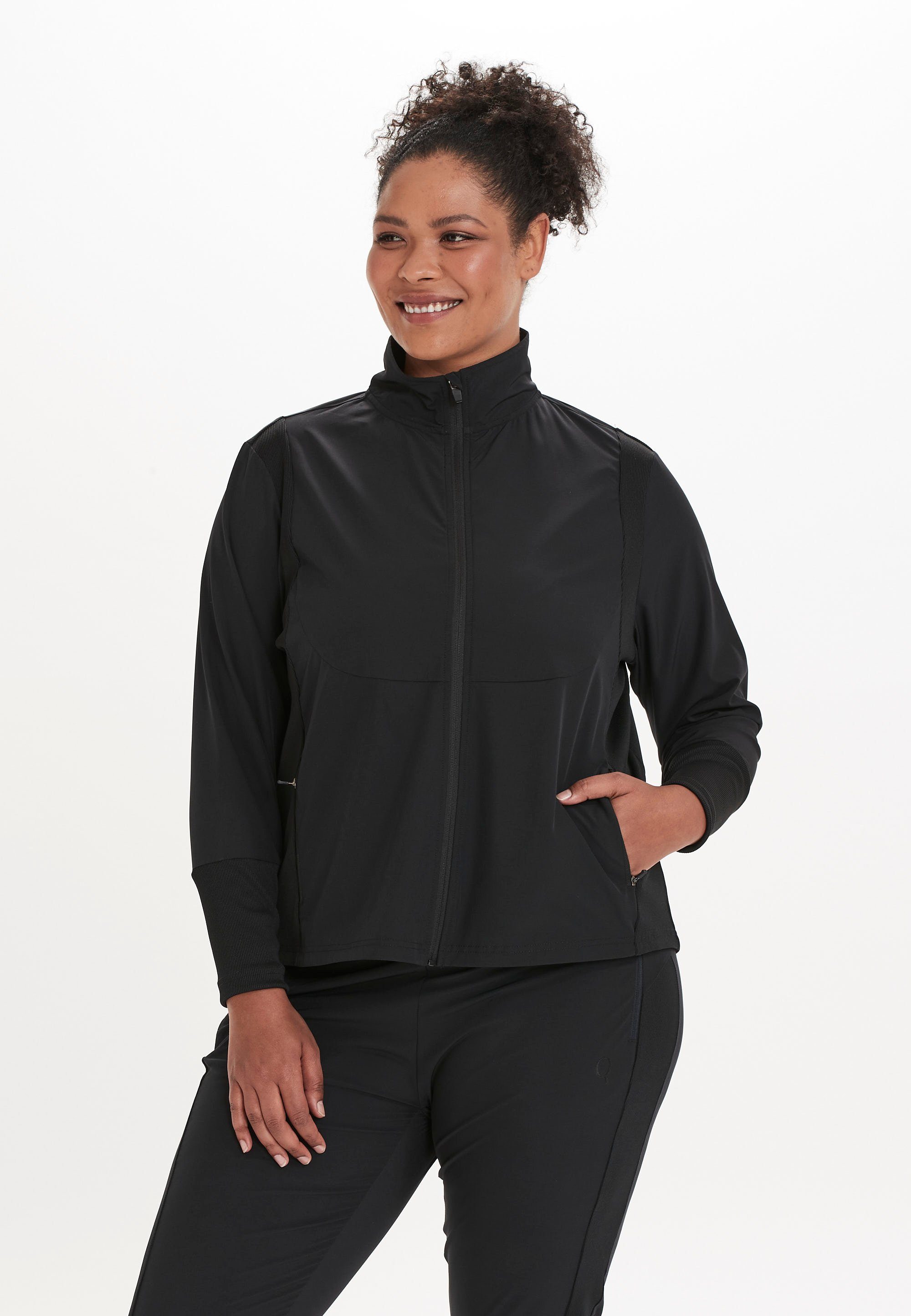 Behandlung Q by Isabely mit Outdoorjacke schwarz Endurance anti-statischer