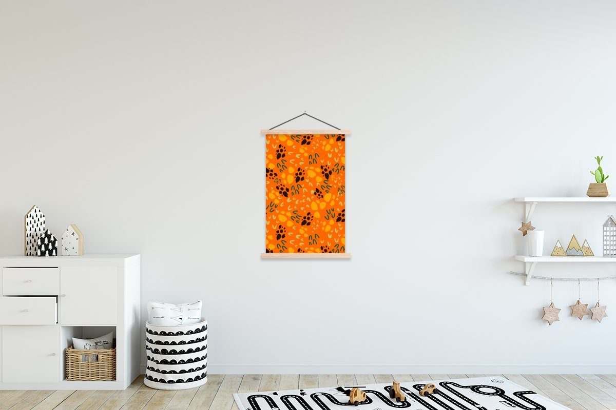 MuchoWow Poster Orange - Sporen - Muster, (1 St), Posterleiste, Textilposter für Wohnzimmer, Bilderleiste, Magnetisch