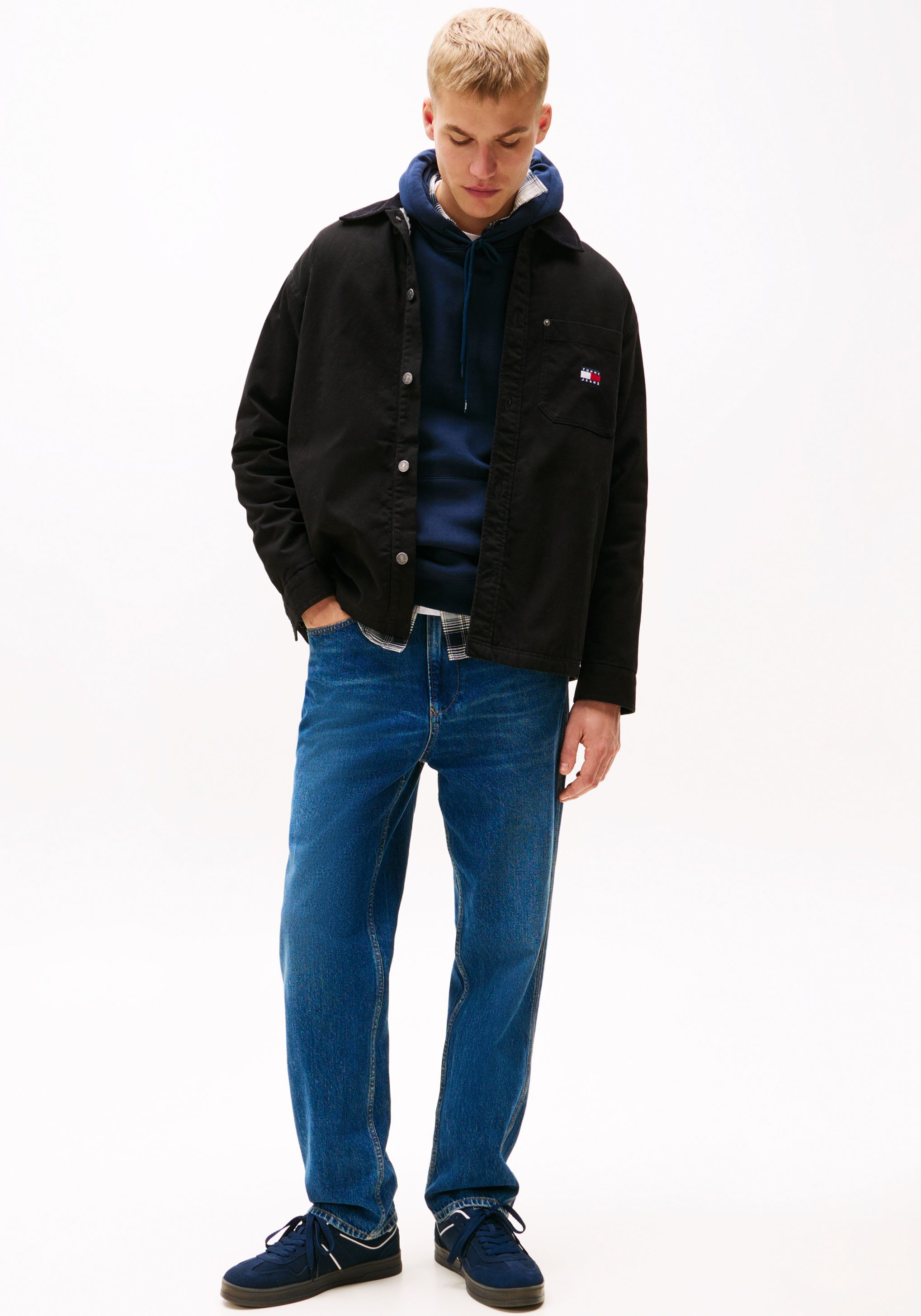 Tommy Jeans Sweatshirt TJM REG ESSENTIAL FLAG HOOD EXT mit bedruckten Markenlogo auf Brusthöhe