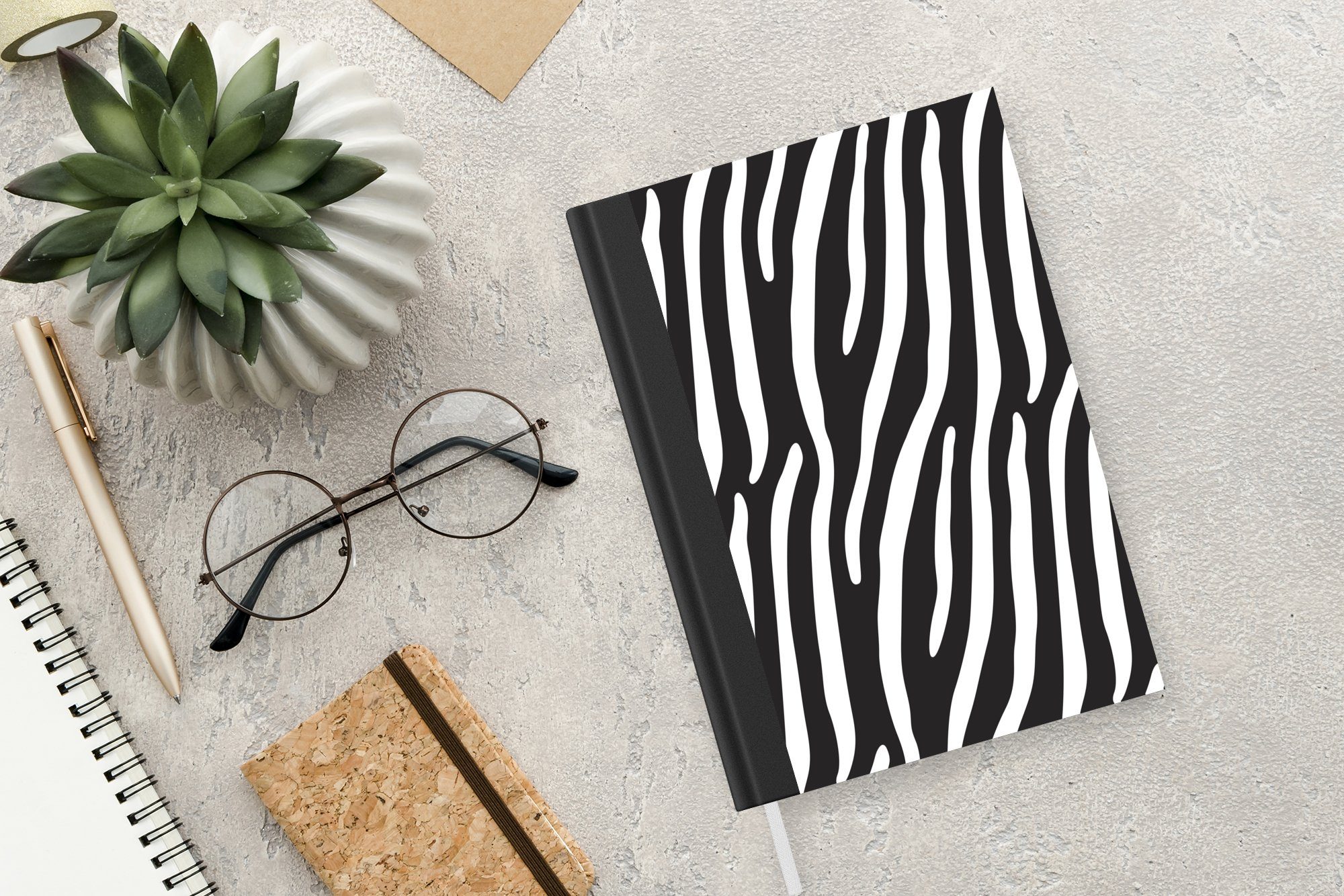 Schwarz, Seiten, Tiere Notizheft, Journal, Merkzettel, A5, Tagebuch, 98 Notizbuch - Haushaltsbuch MuchoWow Zebradruck -