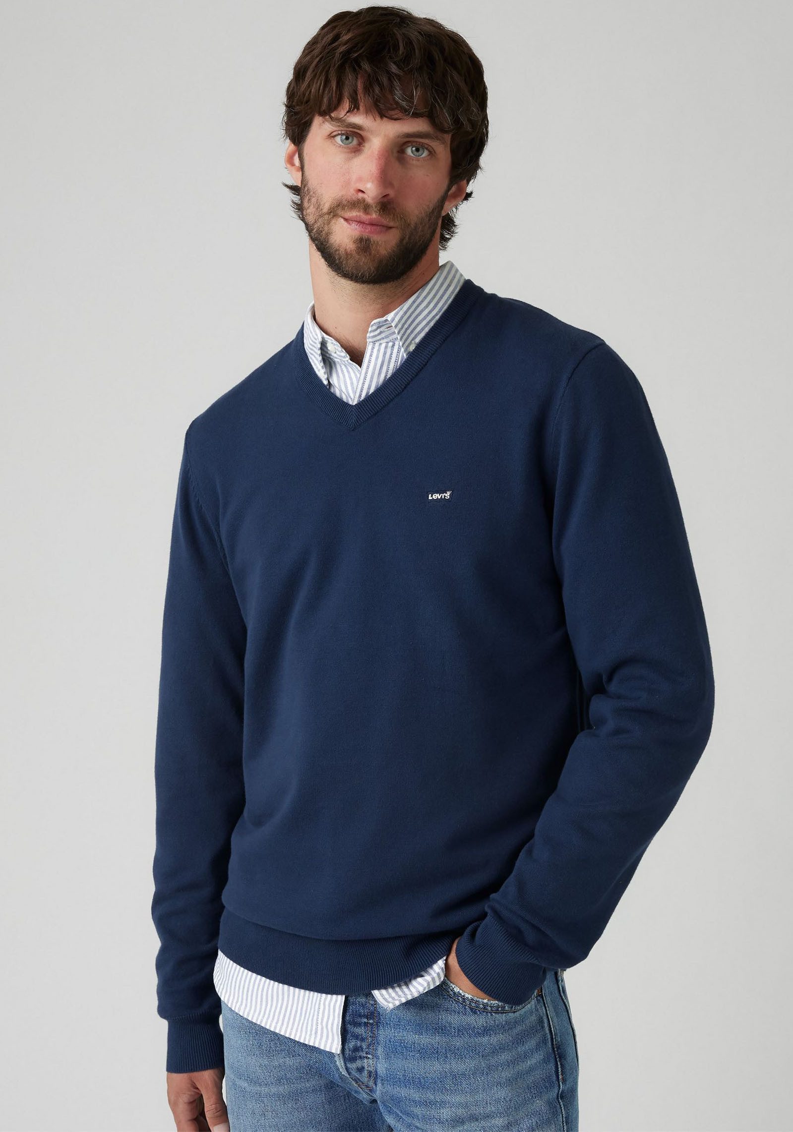 Levi's® Strickpullover LW V NECK mit V-Ausschnitt günstig online kaufen