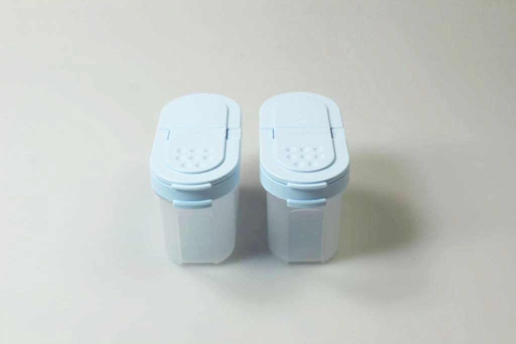 TUPPERWARE Gewürzbehälter Gewürz-Zwerge 120 ml hellblau günstig online kaufen