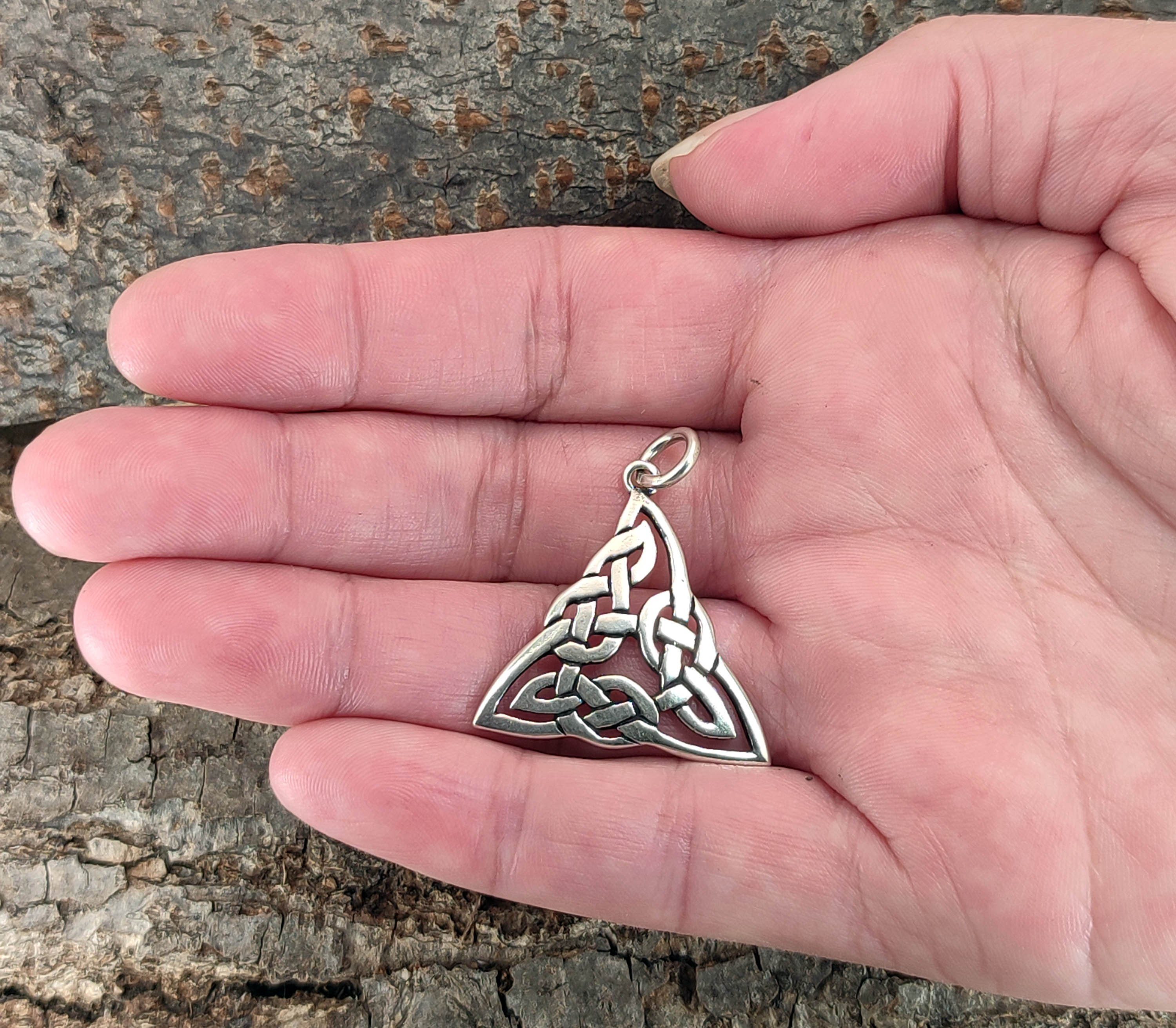 Silber of 925 Kiss Knoten Anhänger keltischer Leather Keltenknoten Kettenanhänger Dreieck