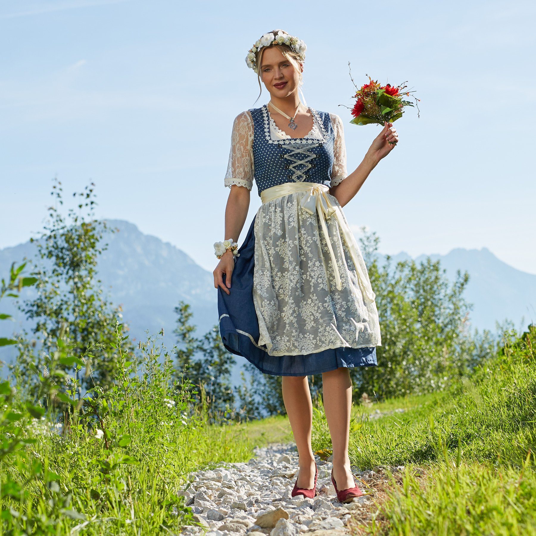 Hochzeit Armreif Haarband Blumenkranz und dressforfun