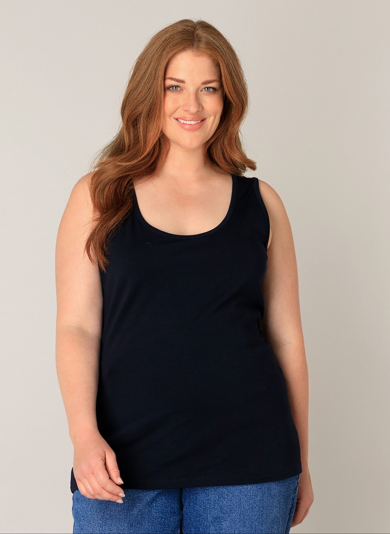 Base Level Curvy Tanktop in großen günstig online kaufen