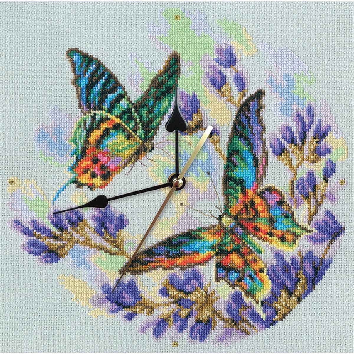RTO Kreativset RTO Kreuzstich Set Wanduhr "Regenbogenschmetterlinge", Zählmuster, (embroidery kit by Marussia)