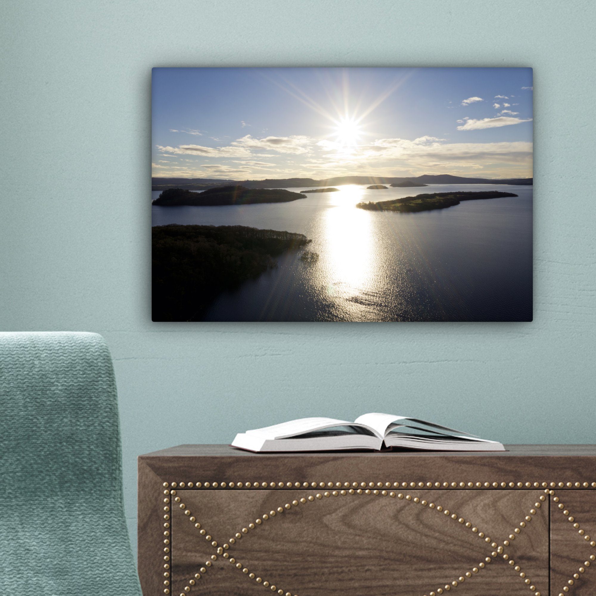 Sonne (1 Leinwandbild Wandbild OneMillionCanvasses® Schottland, Leinwandbilder, auf in cm Loch scheint Wanddeko, 30x20 Aufhängefertig, St), Die Lomond