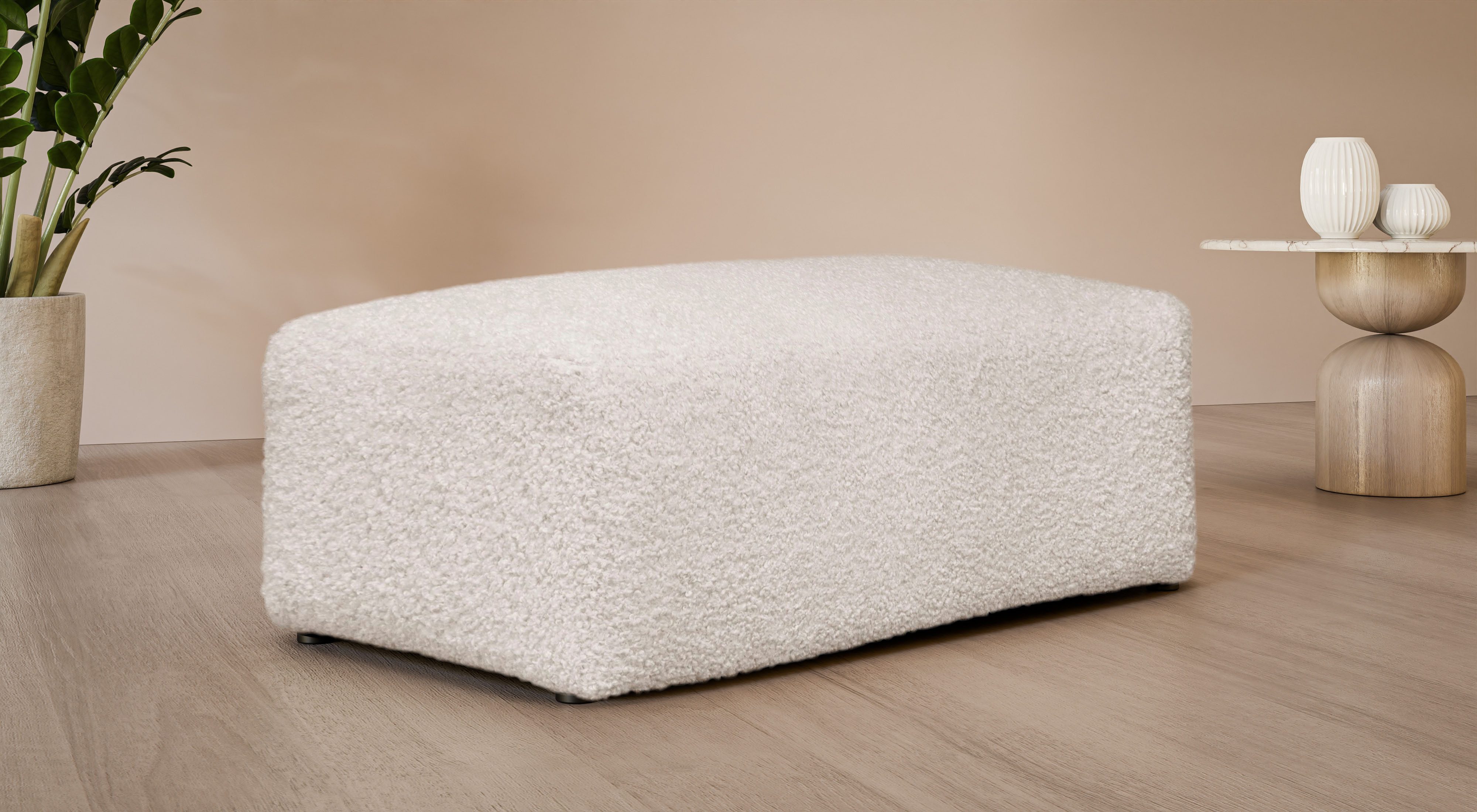 LeGer Home by Lena Gercke Polsterhocker YANI Sitzhocker mit Wellenunterfederung, Maße B/T/H: 126/65/46 cm, großer Hocker passend zur Serie Yani, in hochwertiger Verarbeitung