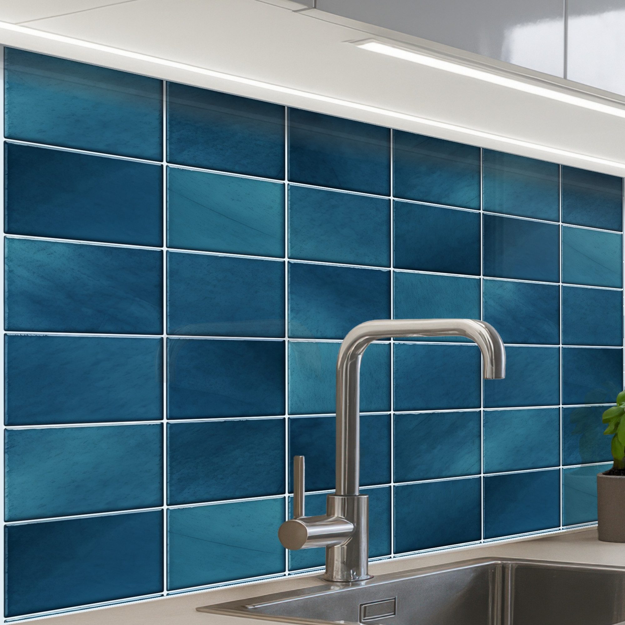 KitchenYeah Küchenrückwand selbstklebend Keramik - Textur - Fliese - Blau, (1-tlg), Spritzschutz, Küche, Rückwand, Küchenwand, Küchenfront, 80x60 cm