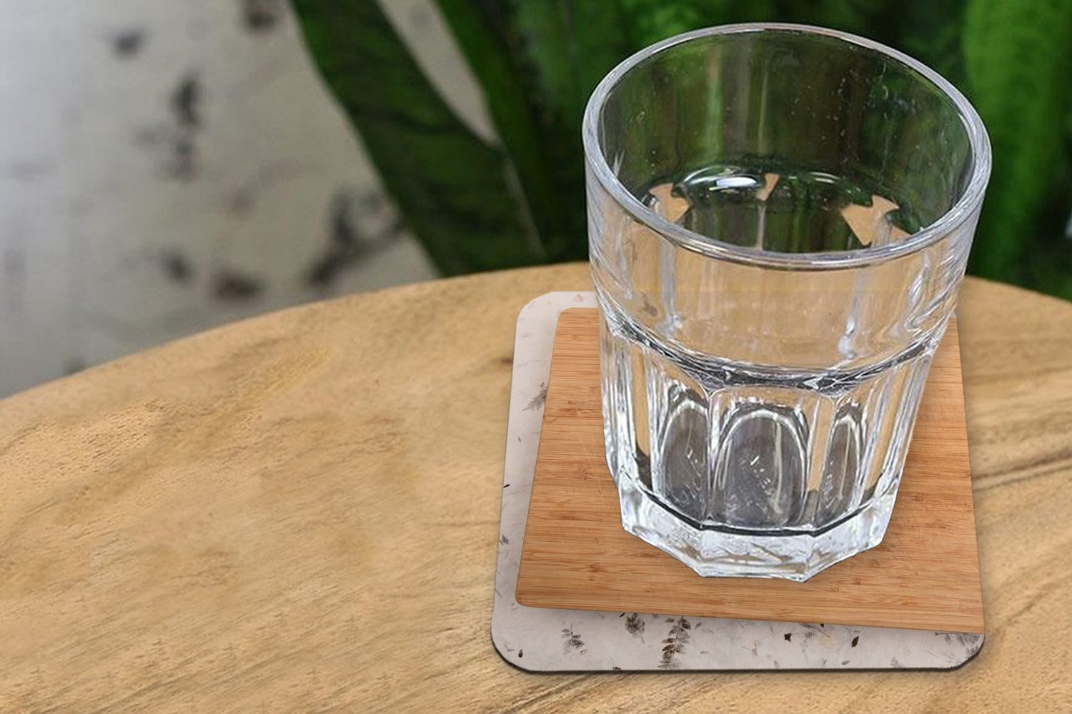 MuchoWow Glasuntersetzer Schneidebrett aus Holz Korkuntersetzer, für Tischuntersetzer, Glasuntersetzer, auf Zubehör Tasse einem Sockel, 6-tlg., Untersetzer, Gläser, dekorativen