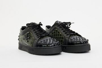 TAMBOGA Ausgefallener Designer Sneaker mit Totenkopf und Nieten Sneaker