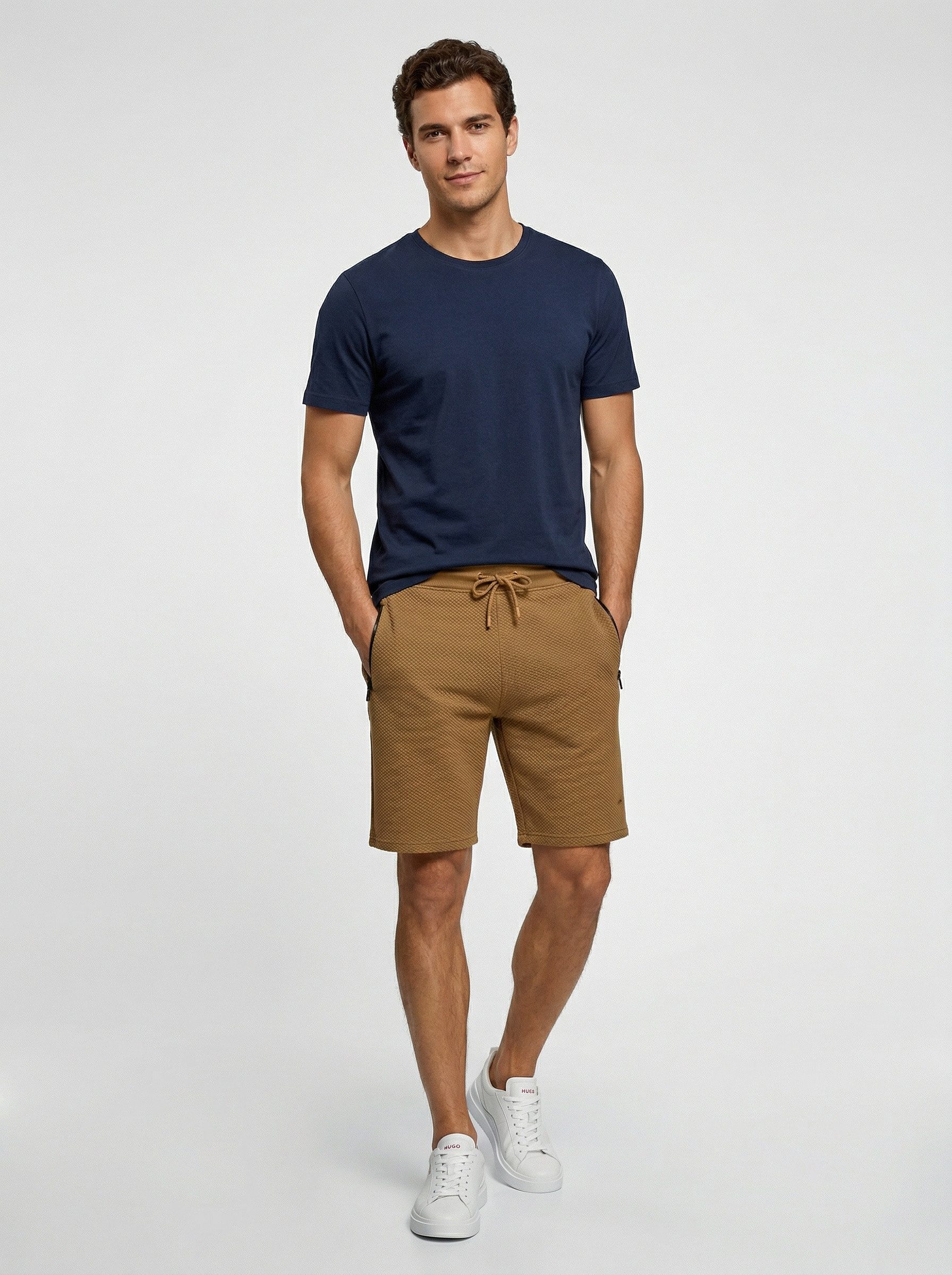 Zum Outfit 10