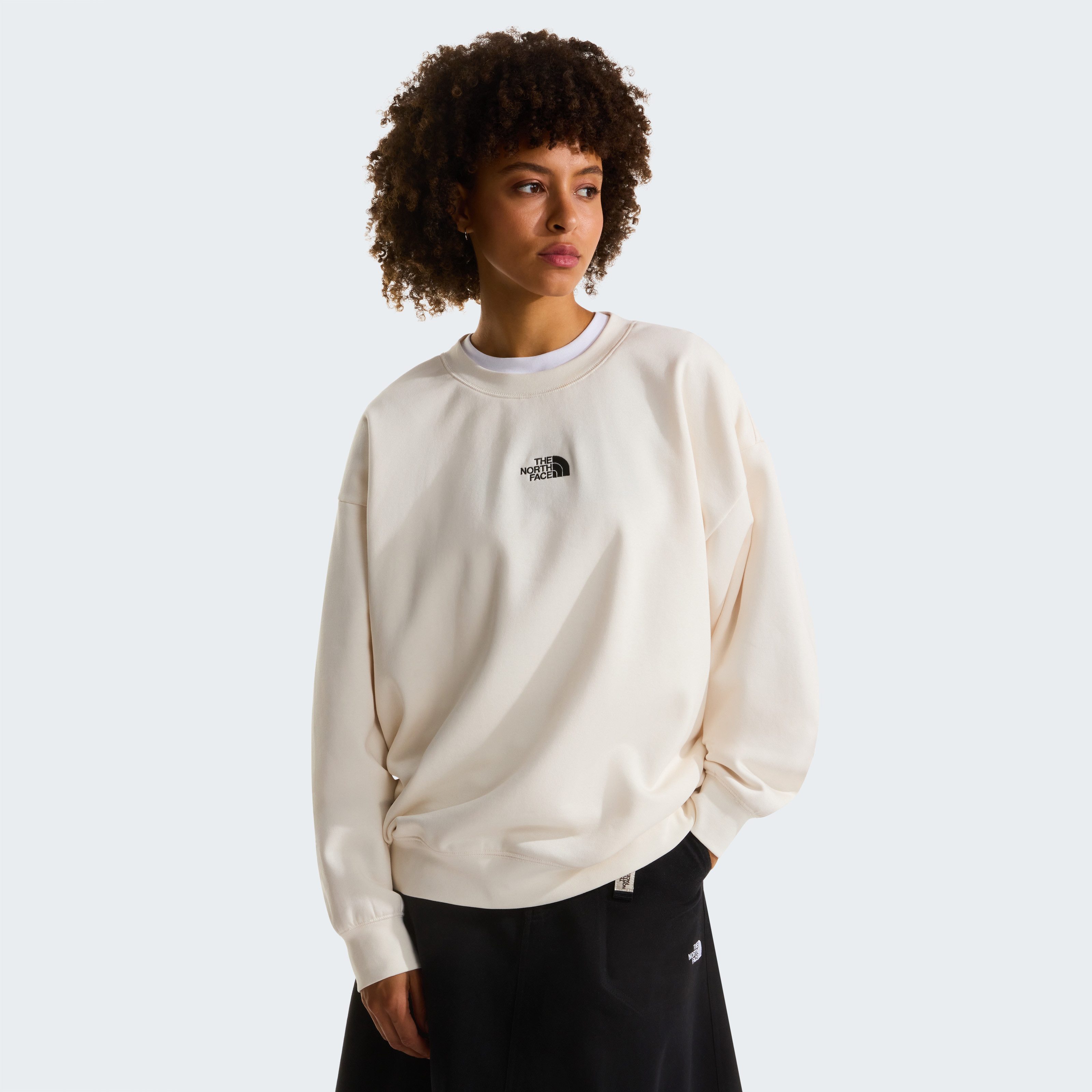 The North Face Sweatshirt W ESSENTIAL OVERSIZE CREW sportlicher Stil, aus Baumwolle und Polyester