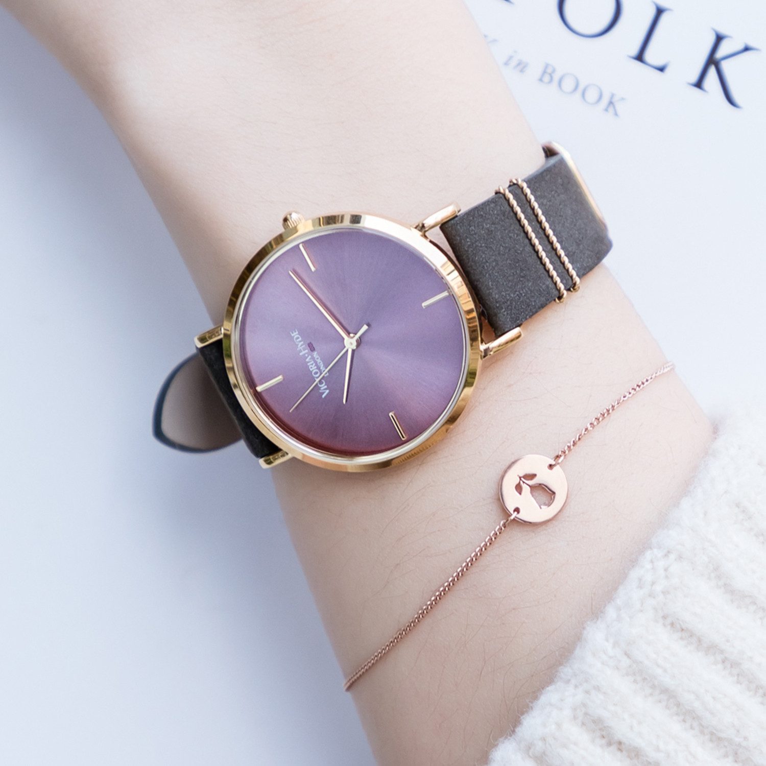 Victoria Hyde Quarzuhr Quarzuhr The Colourful Classic Edelstahl, analog, Geschenkbox Lederarmband, (1-tlg., Kein Set)