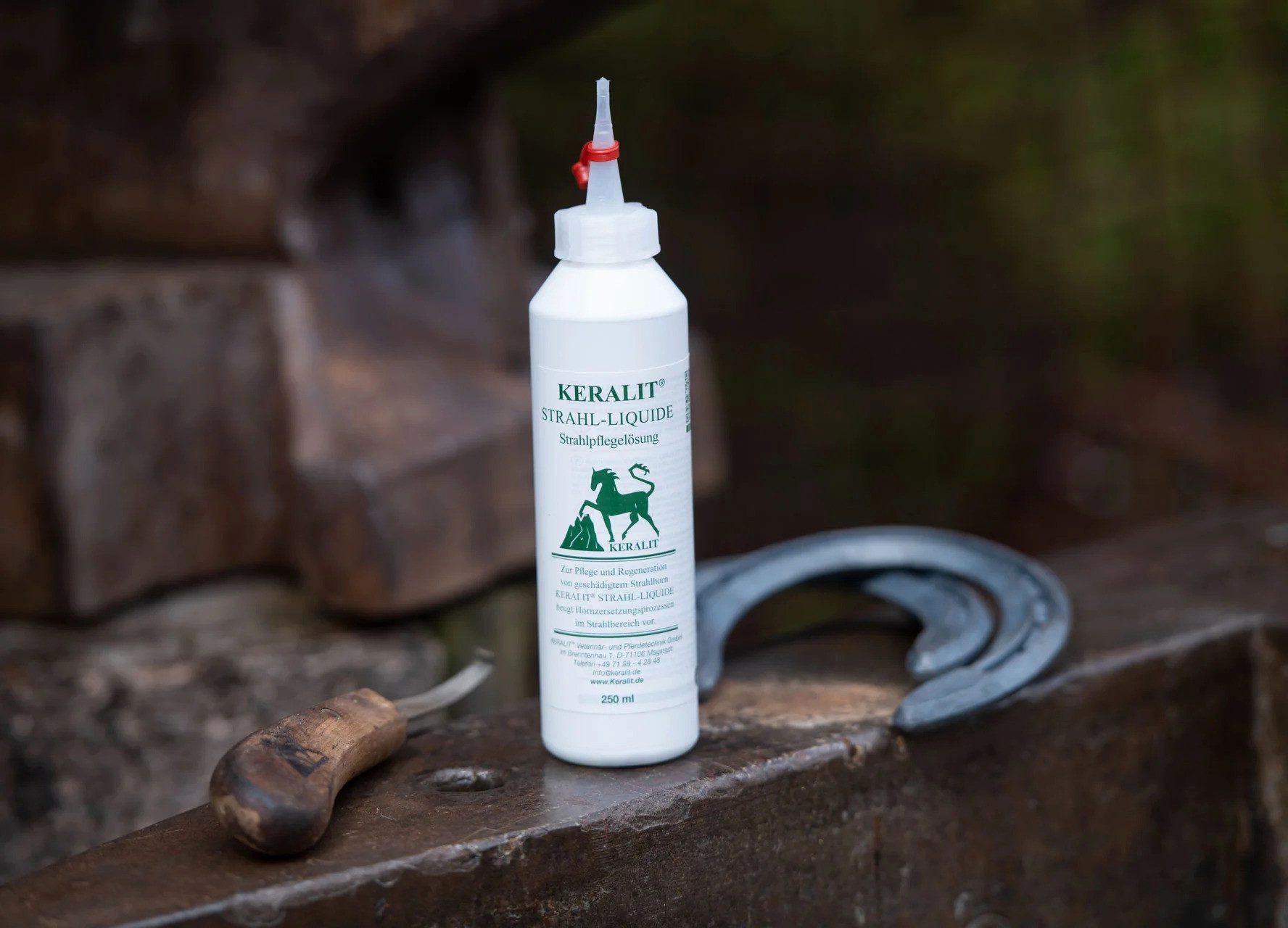EPONA Уход за кожей-Set KERALIT® STRAHL-LIQUIDE - Vorbeugung gegen Strahlzersetzung