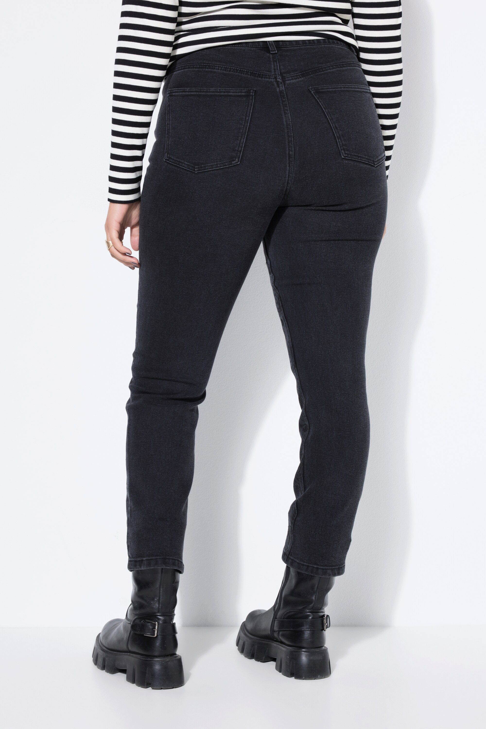 Studio Untold Röhrenjeans Mom-Jeans Flower-Stickerei vorne 5-Pocket