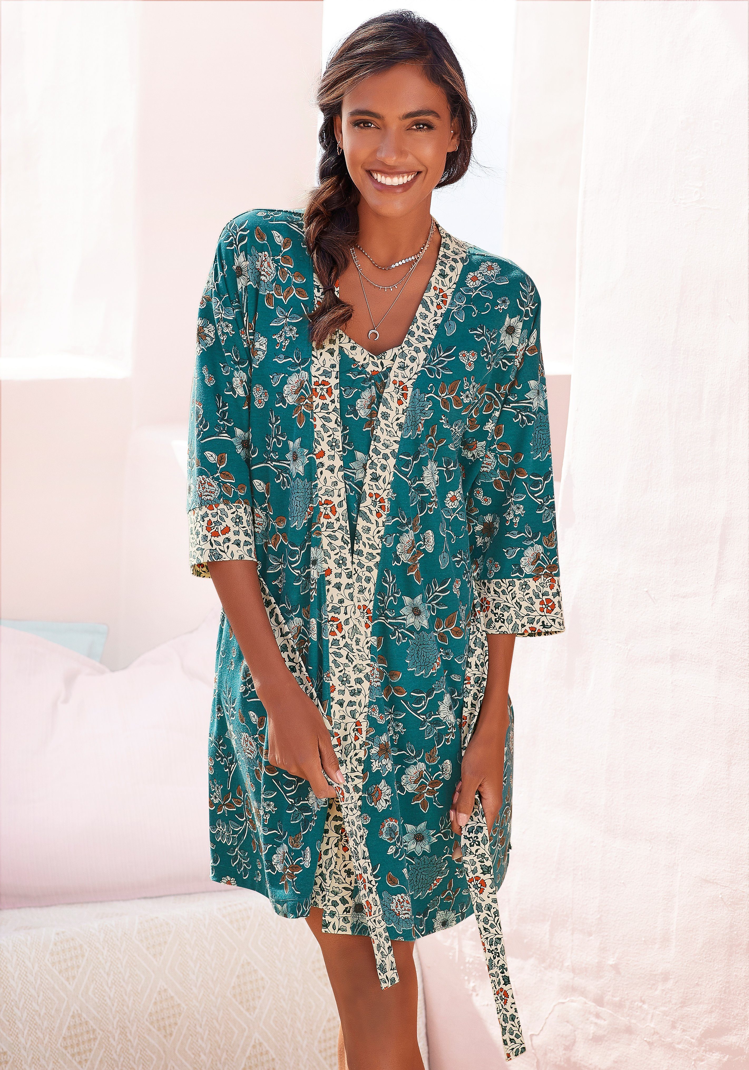 LASCANA Kimono, Kurzform, Jersey, Kimono-Kragen, Gürtel, mit Blumen Allover-Druck rauchblau-ecru | Kimonos