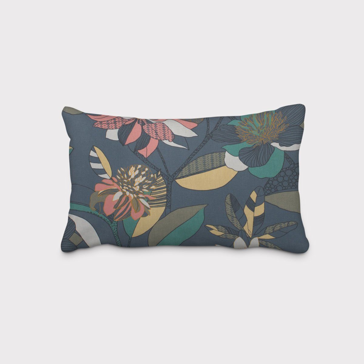 SCHÖNER LEBEN. Dekokissen SCHÖNER LEBEN. Kissenhülle große Blumen Blüten Blätter grau bunt