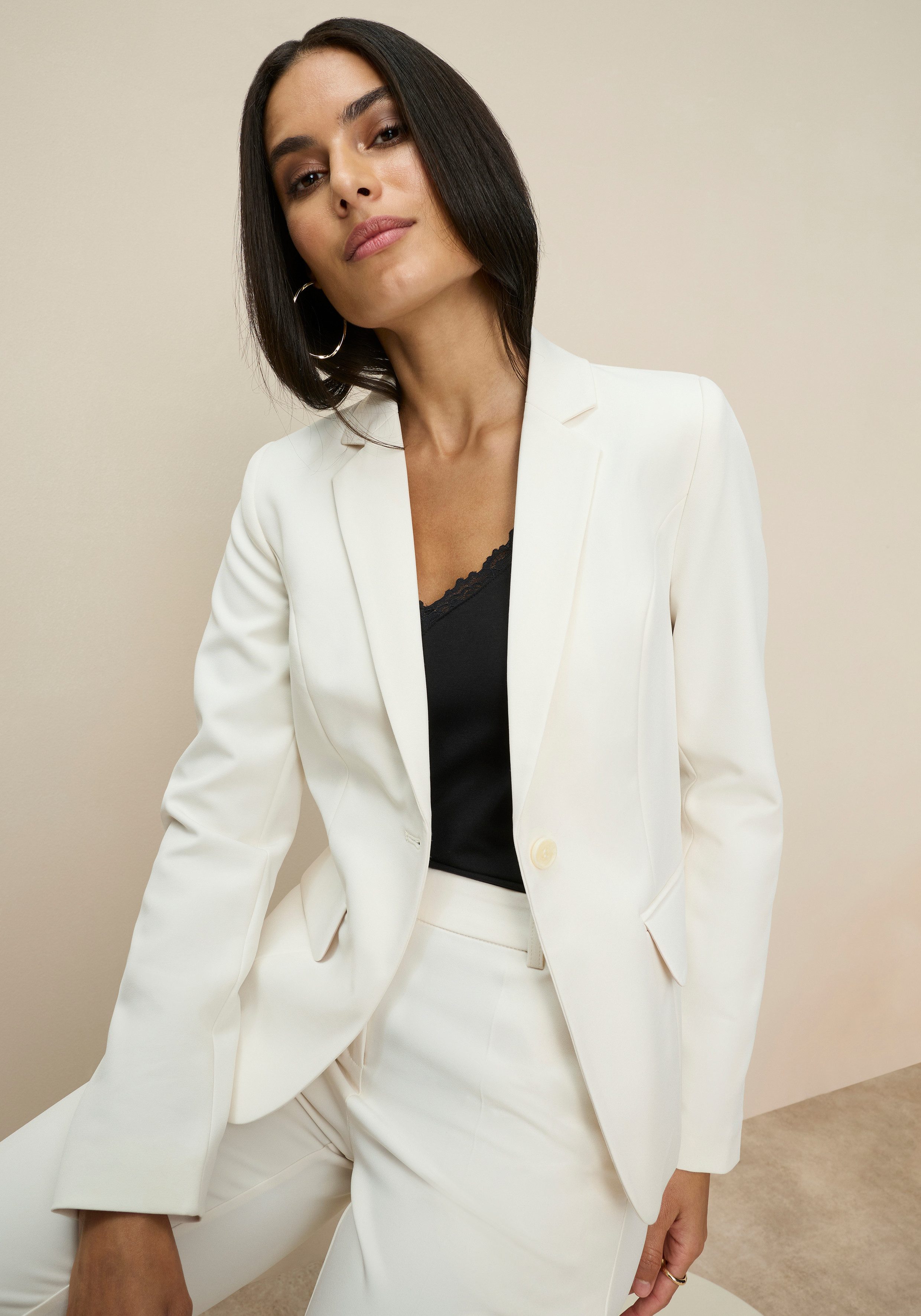 Tamaris Kurzblazer in Trendfarben