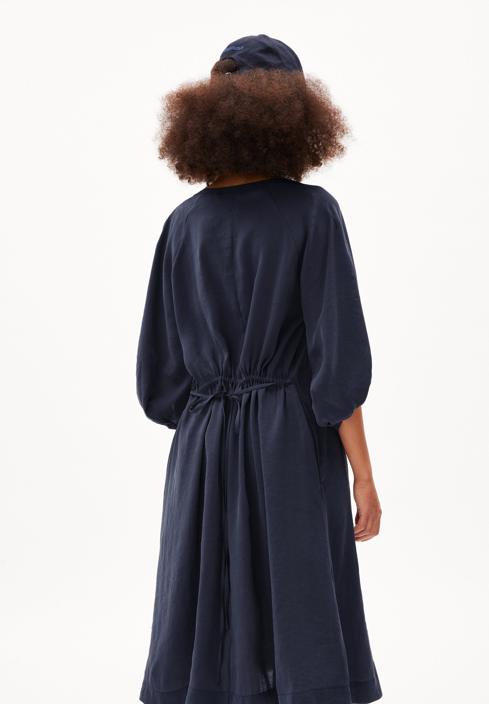 Armedangels Midikleid ATESSAA Webkleid Loose Fit aus TENCEL™ Modal Mix Loose Fit