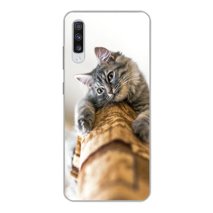 MuchoWow Handyhülle Katze - Kratzbaum - Grau Phone Case Handyhülle Samsung Galaxy A70 Silikon Schutzhülle