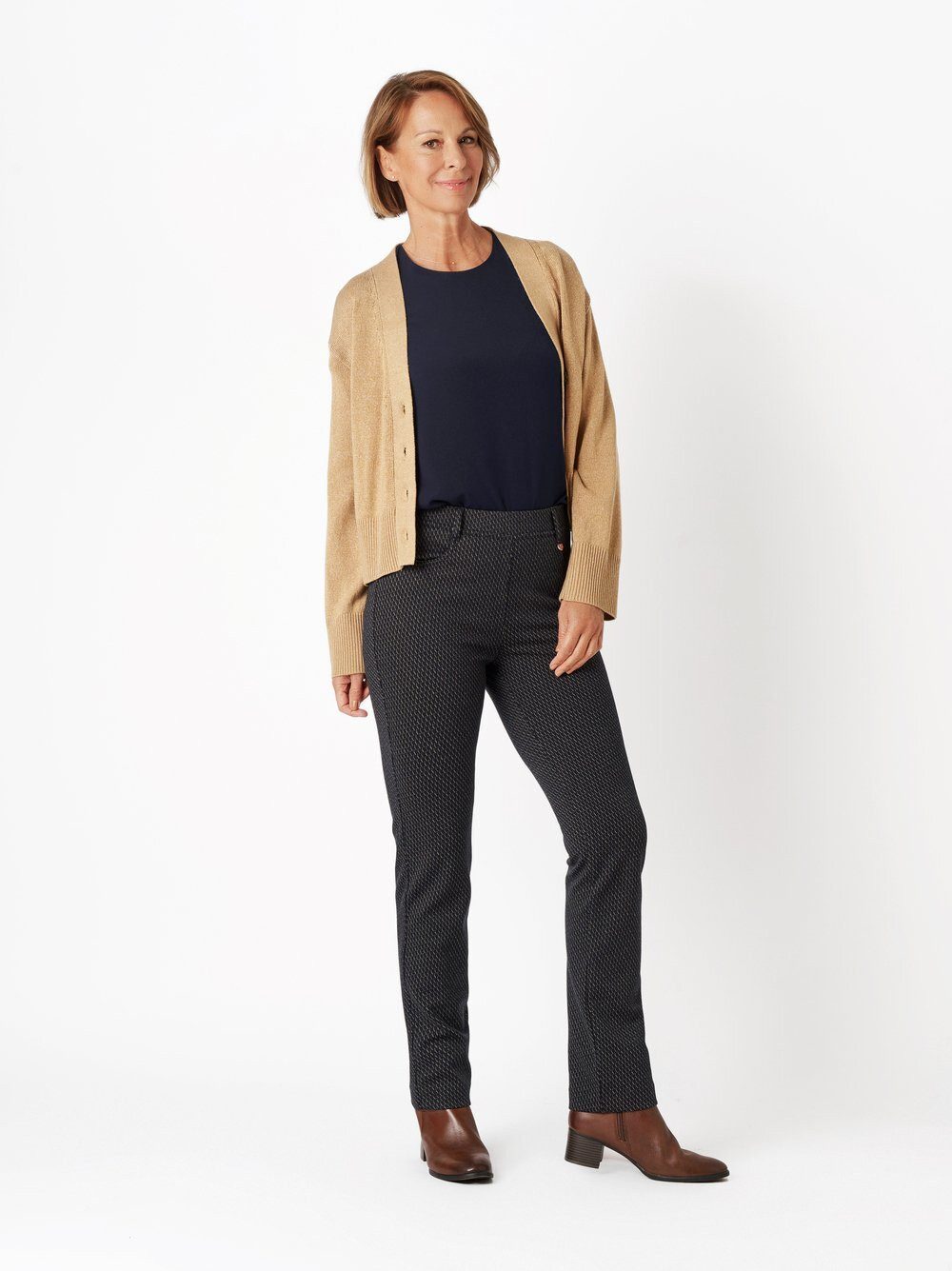 Relaxed by TONI Schlupfhose Alice mit grafischem Muster günstig online kaufen