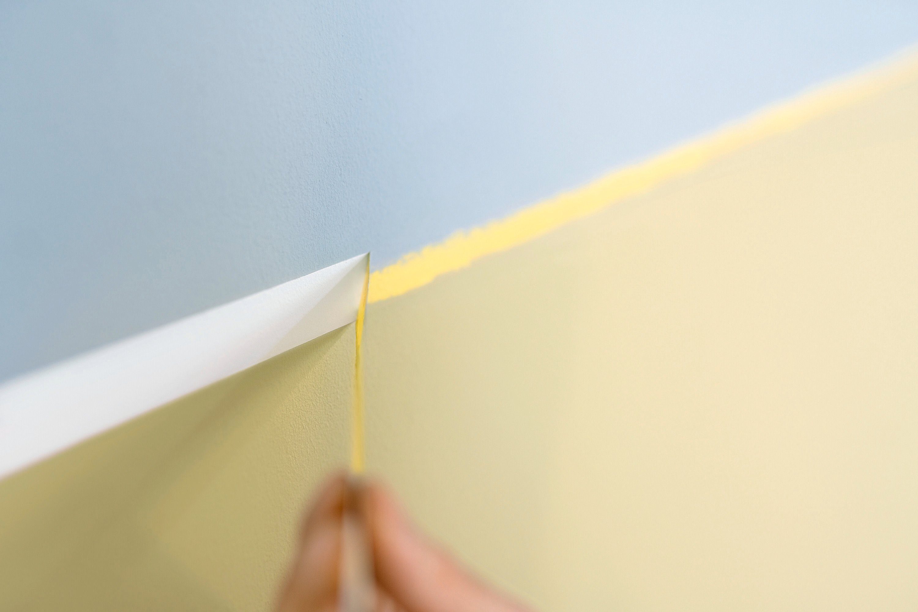 tesa Kreppband PROFESSIONAL Malerband sauberes Abkleben Abklebeband. Malerkrepp gelb (Packung, für 1-St) Malerarbeiten bei 