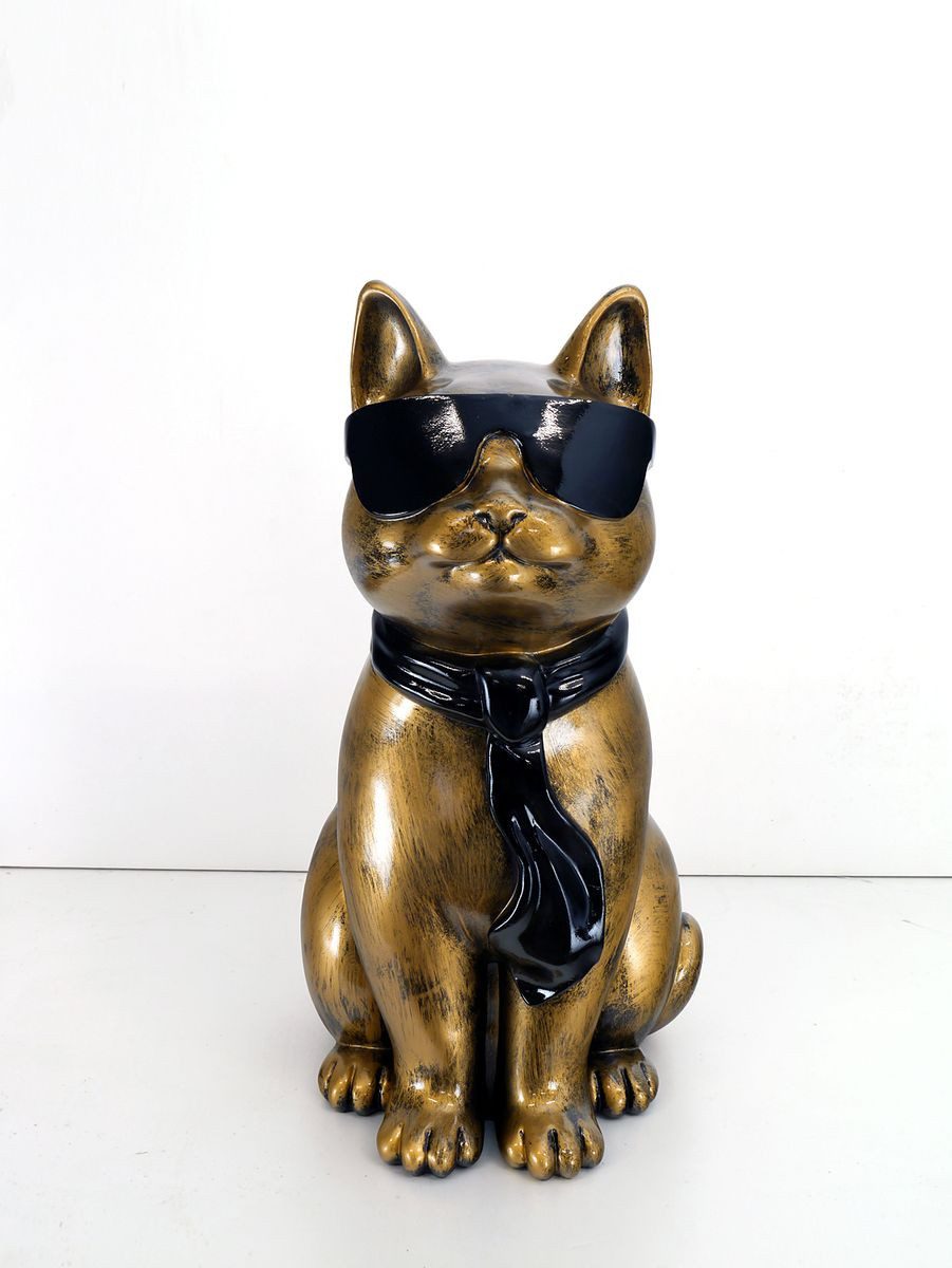 AFG Tierfigur Katze goldfarben mit schwarzen Schal und Sonnenbrille (1 St)