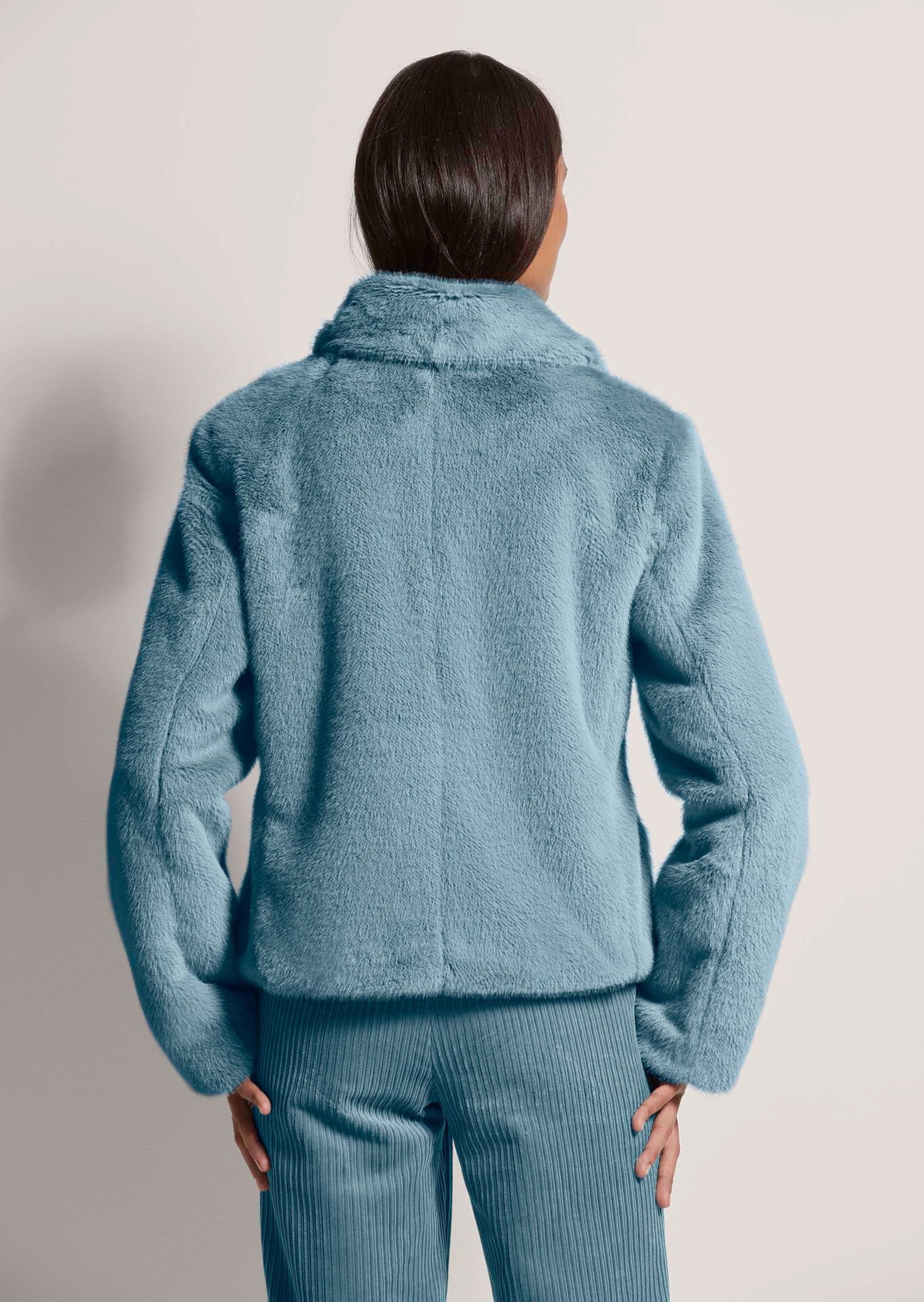 MADELEINE Outdoorjacke Webpelz-Kurzjacke mit Stehkragen Webpelzjacke mit verdeckten Druckknöpfen, Langarm, leicht gefüttert