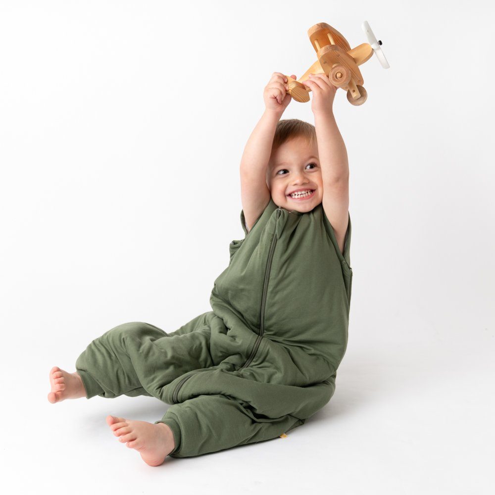 Olive Schlafsack Tog 1.0 Kinderschlafsack, zertifiziert OEKO-TEX Schlummersack Füßen, mit