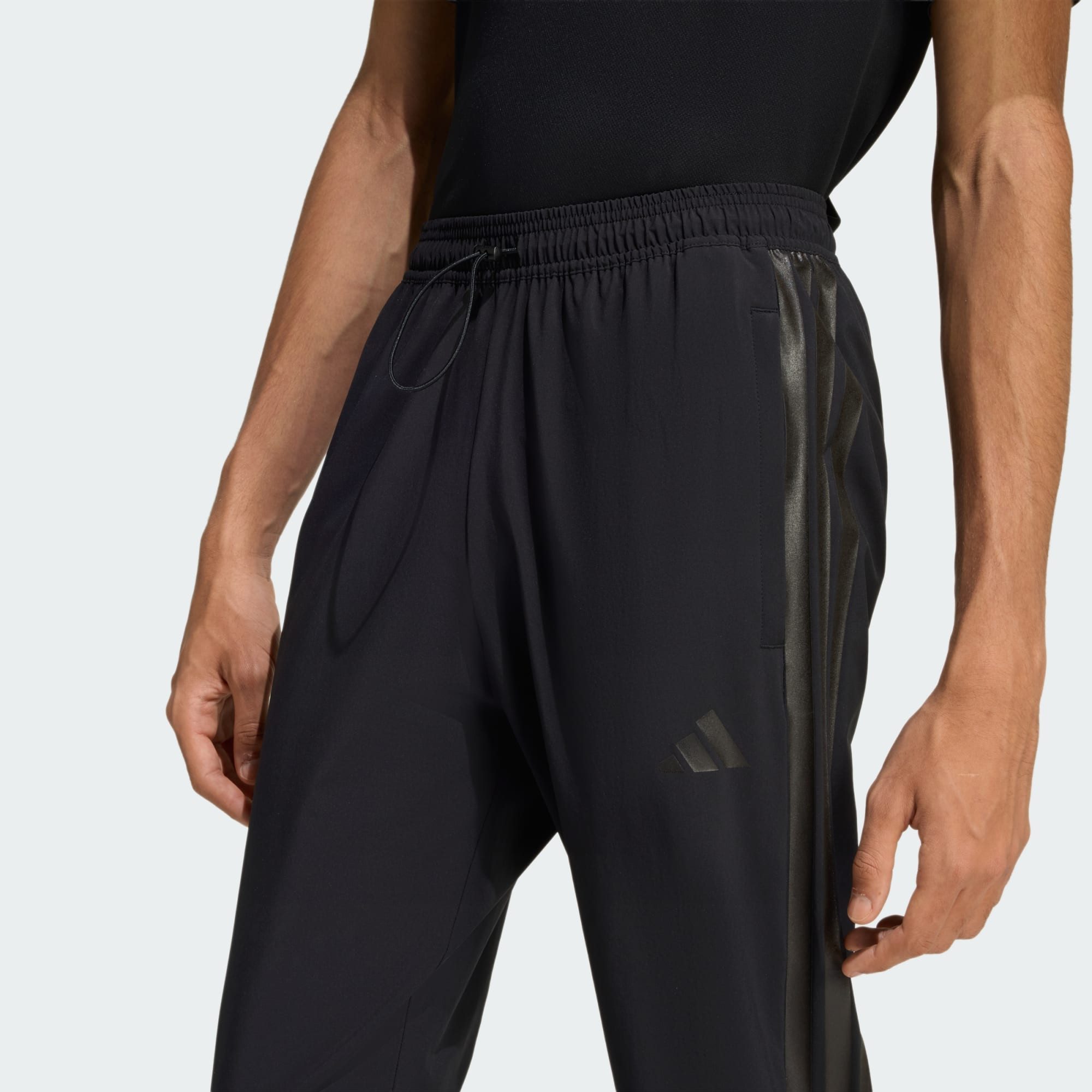 adidas Sportswear Jogginghose HOUSE OF TIRO HOSE (1-tlg)