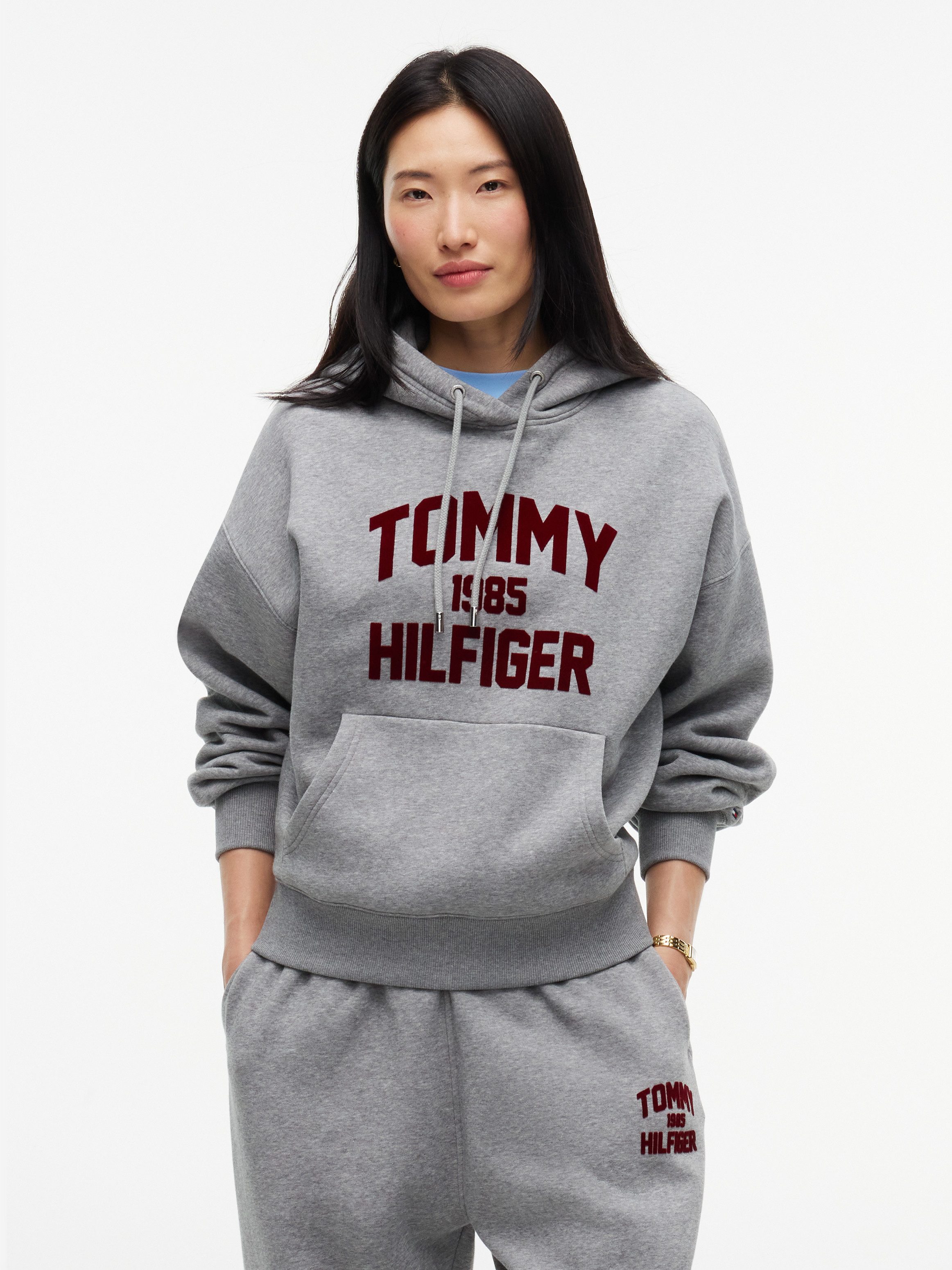Tommy Hilfiger Kapuzensweatshirt VARSITY FLOCK RLXD HOODIE Baumwollmischung, relaxed fit