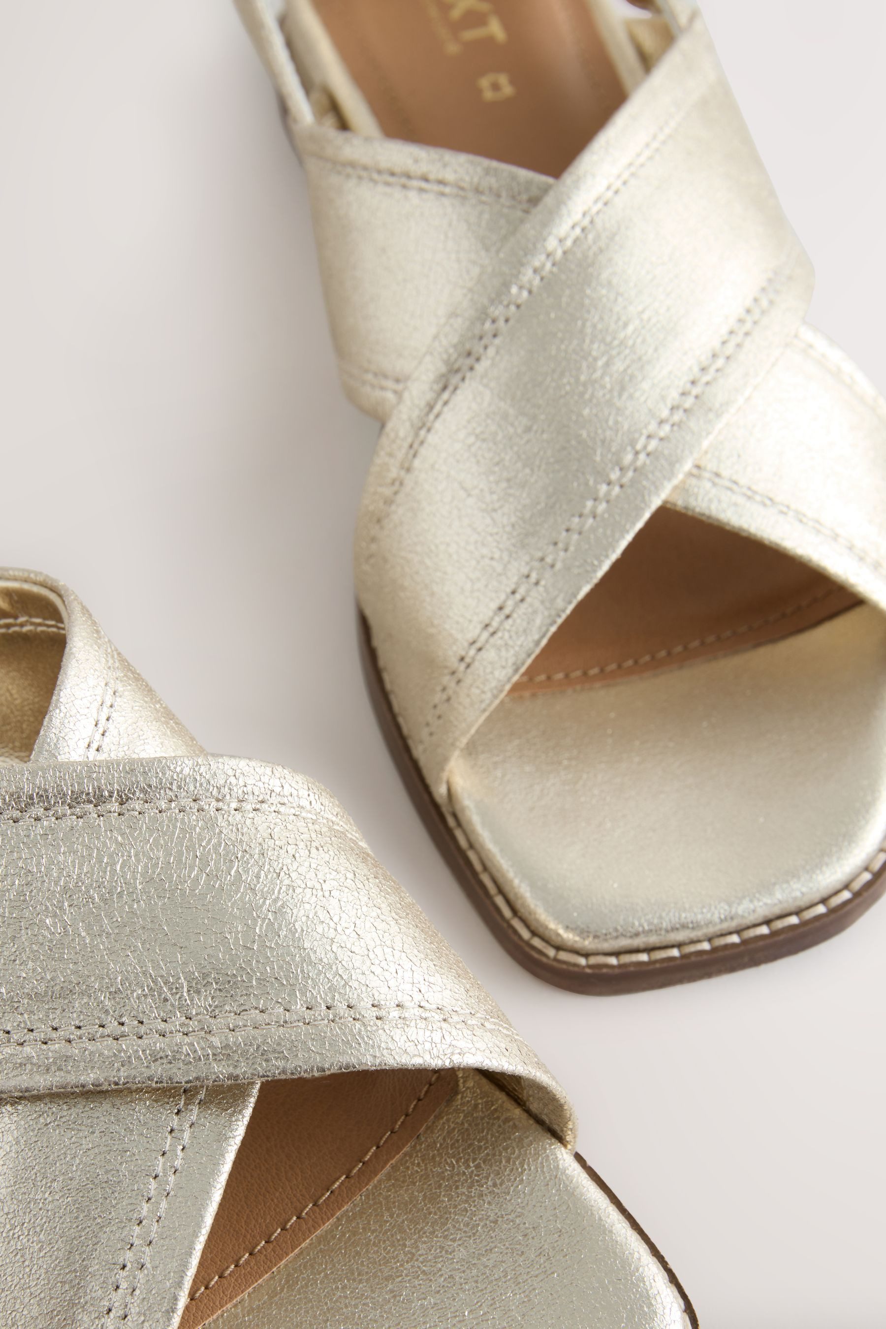Next Forever Comfort® zehenfreie Sandalen Keilsandalette