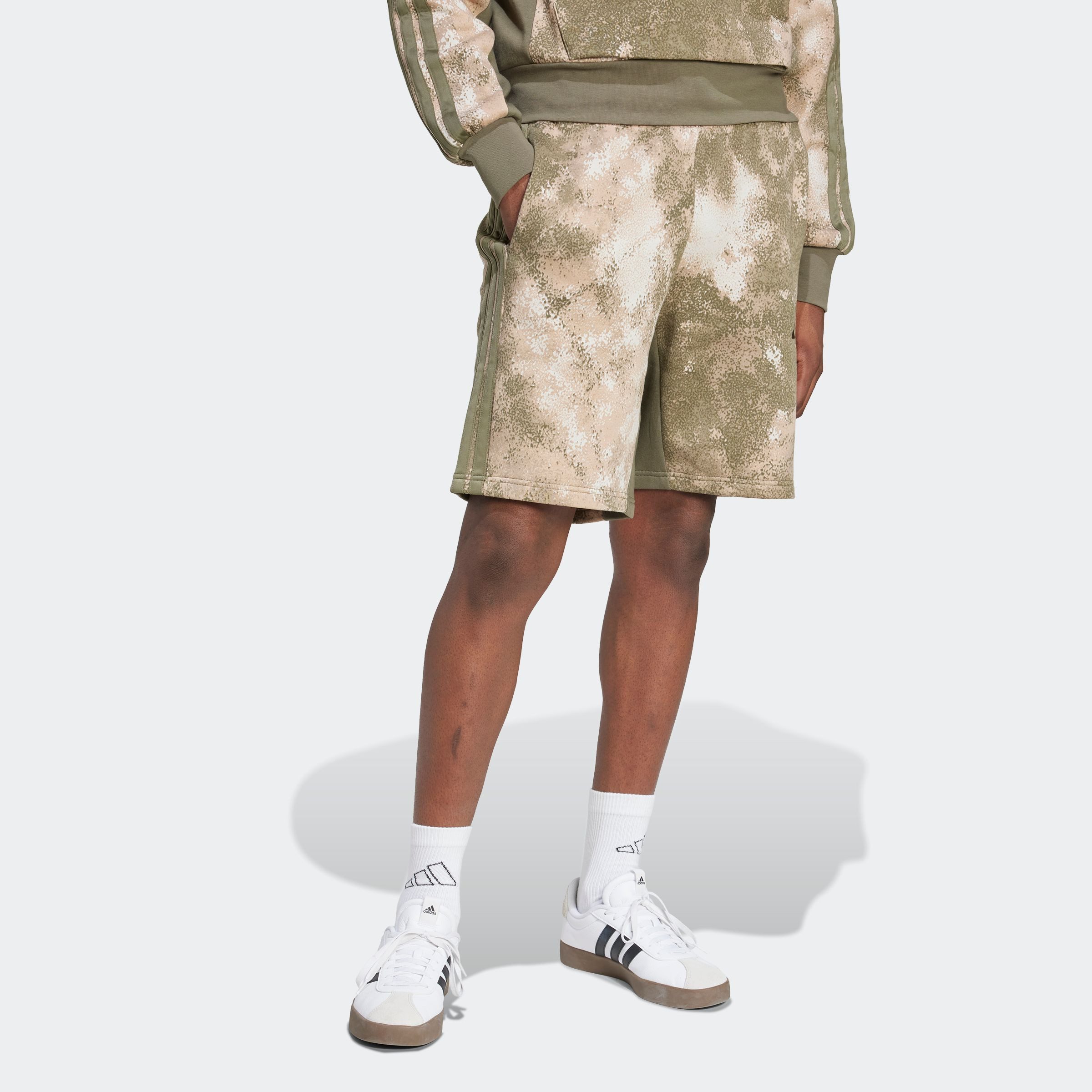 adidas Sportswear Shorts M SEA AOP günstig online kaufen