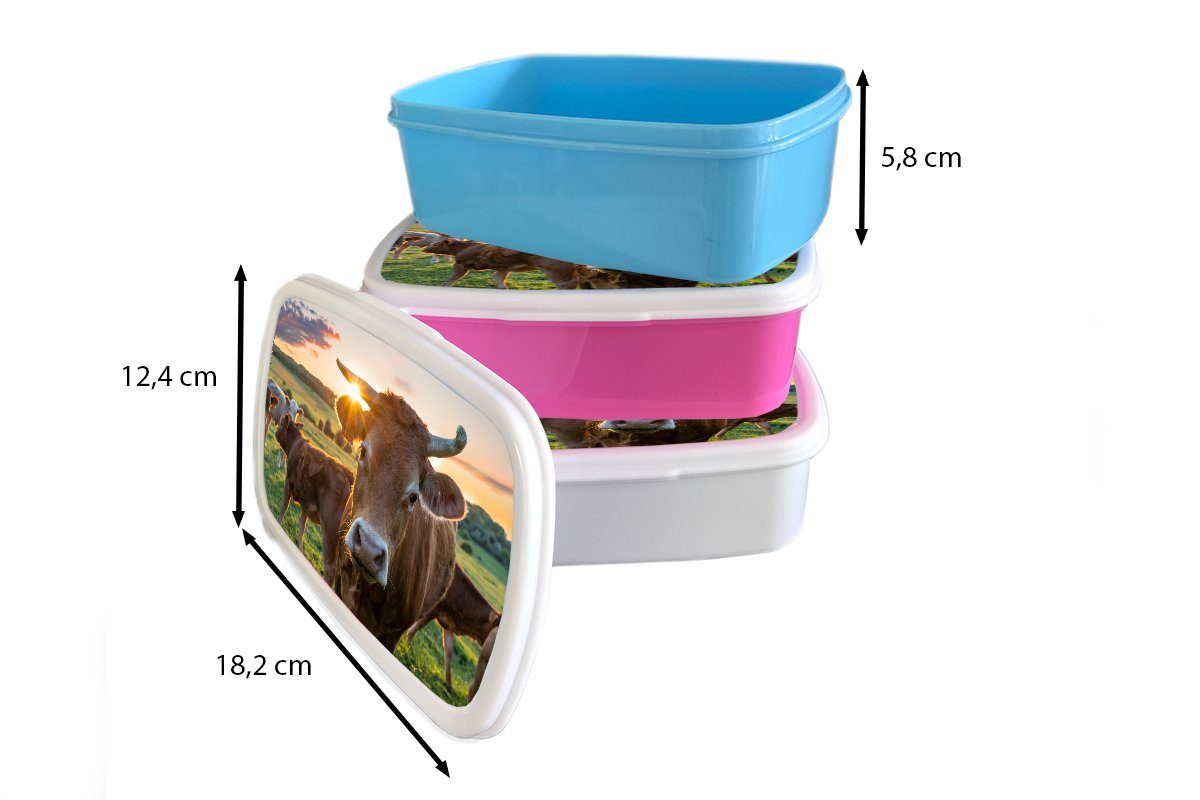 MuchoWow Lunchbox Kühe - Kunststoff, für (2-tlg), Mädchen - Kinder weiß Wiese Erwachsene, Sonne für und Brotbox - Jungs Brotdose, und Landleben
