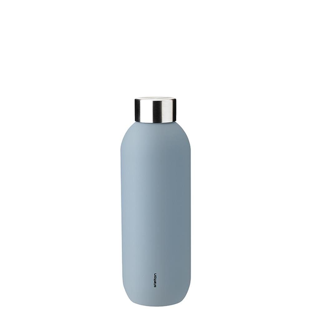 blue Thermoeffekt Stelton Isolierflasche mit Cool, Keep stylische dusty 600 ml, Trinkflasche