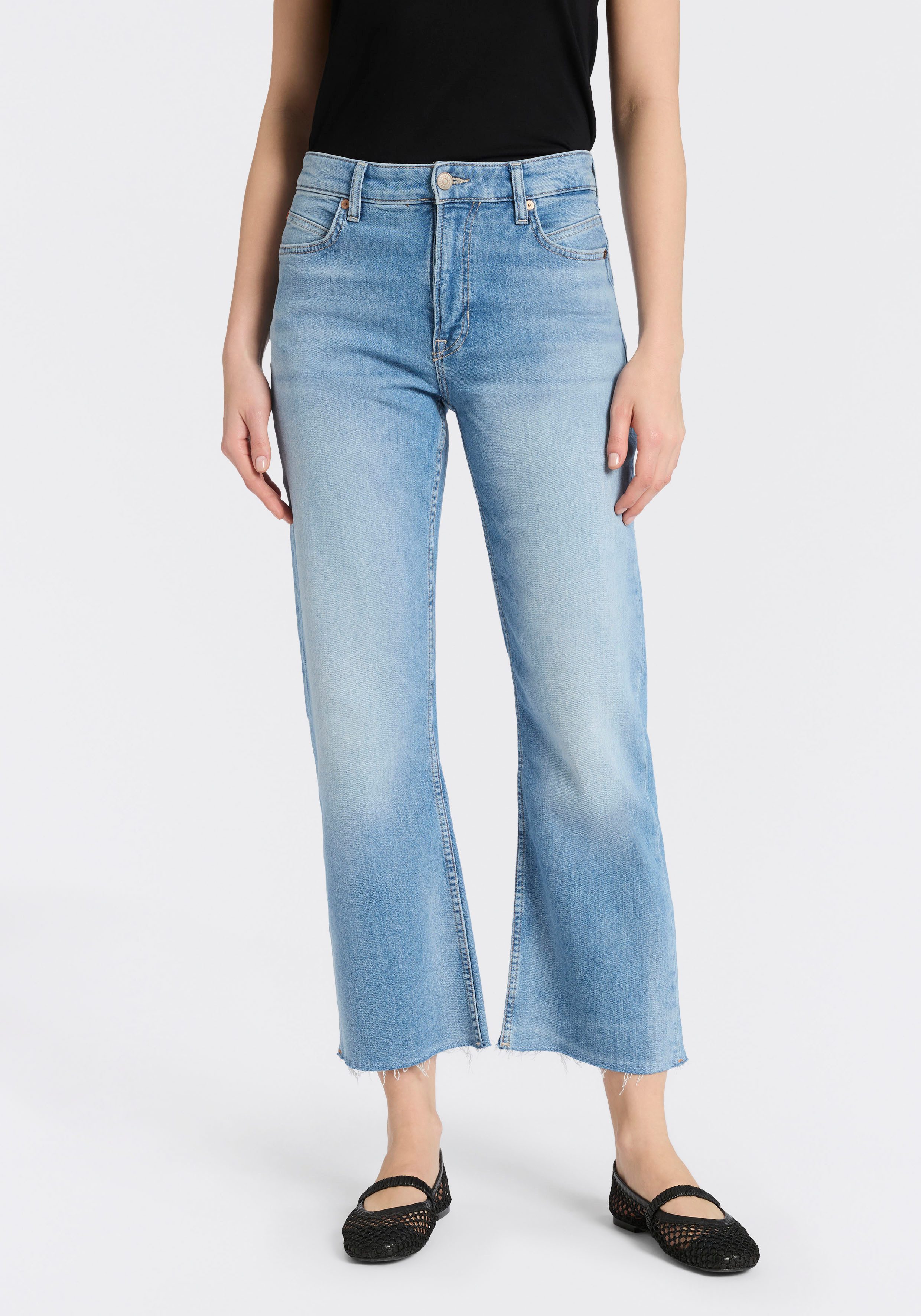 BOSS ORANGE 7/8-Jeans SOFT KICK FLARE 2.0 Premium Damenmode Stretch-Denim, offener Saum