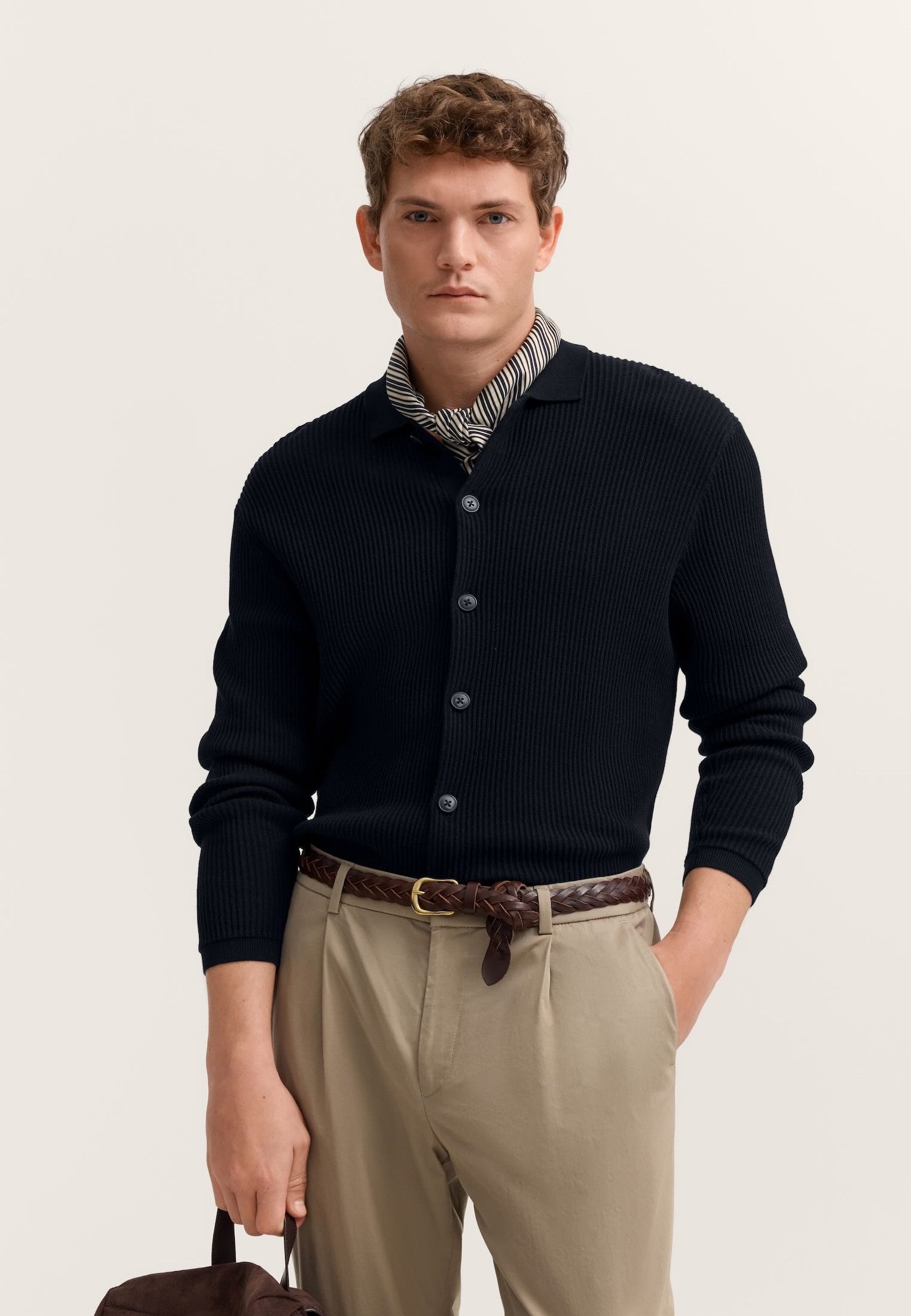 bugatti Strickjacke Regular Fit geknöpft mit Polokragen