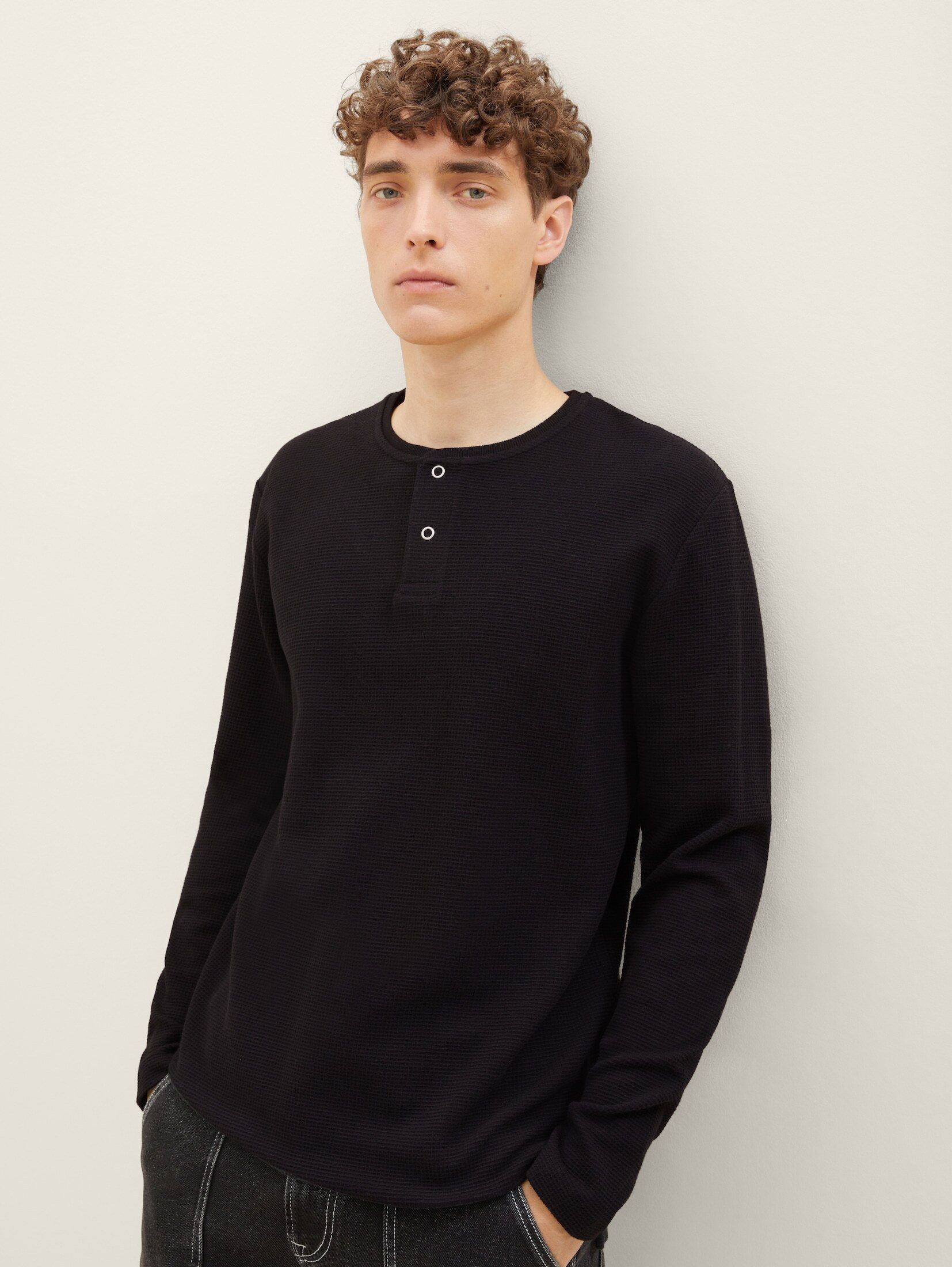 TOM TAILOR Denim T-Shirt Strukturiertes Black Henleyshirt
