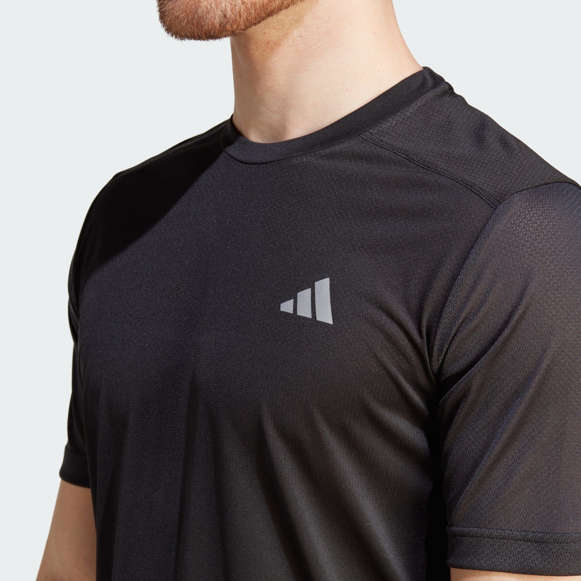 adidas T-Shirt ULTIMATE ENGINEERED KNIT T-SHIRT Black Performance