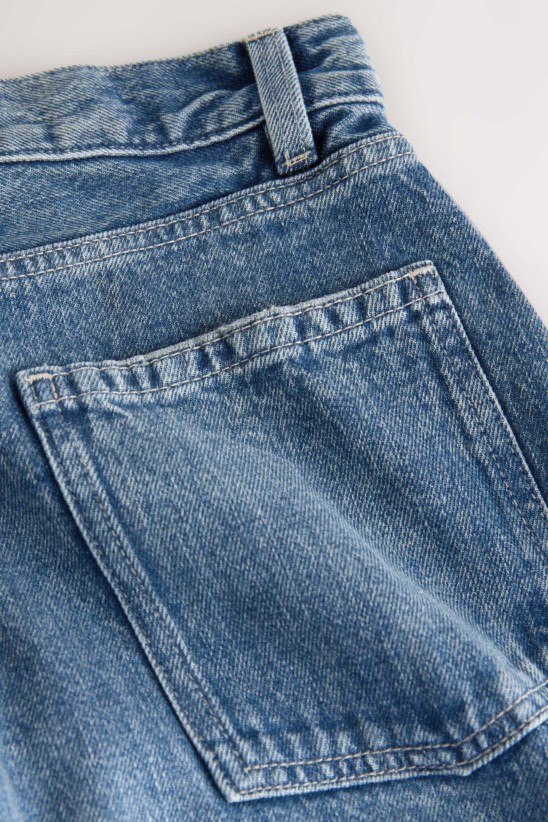 Next Weite Jeans Authentische City Hochbund-Jeans mit weitem Bein (1-tlg)