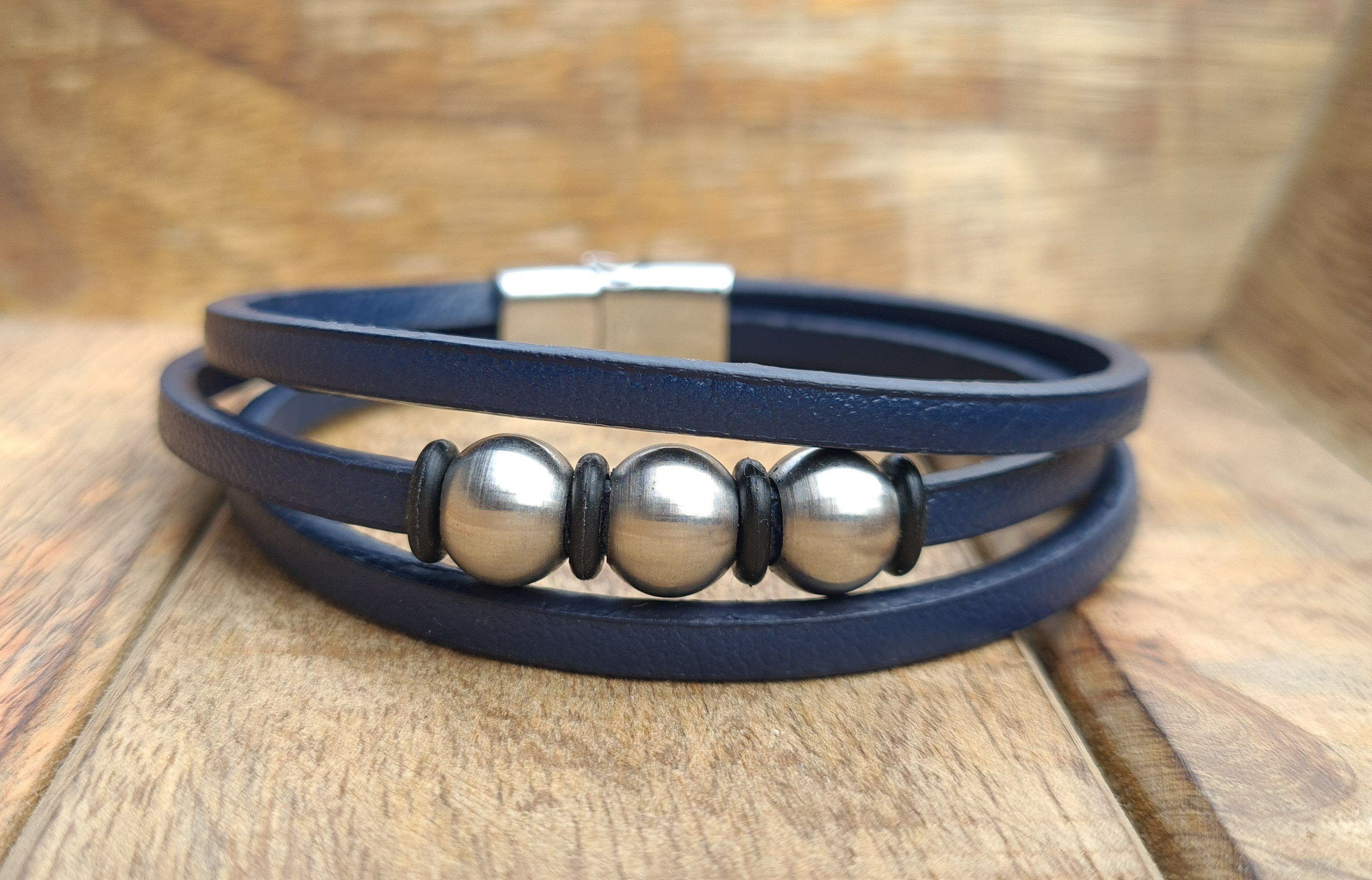 NAHLE Lederarmband Herren Damen Leder Armband (inkl. Schmuckbox), aus Echtleder, mit Magnetverschluss für ein sicheres verschließen